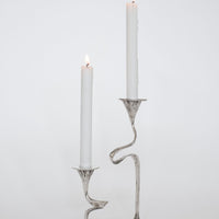 Bougeoirs et Candélabres : La lumière comme objet décoratif