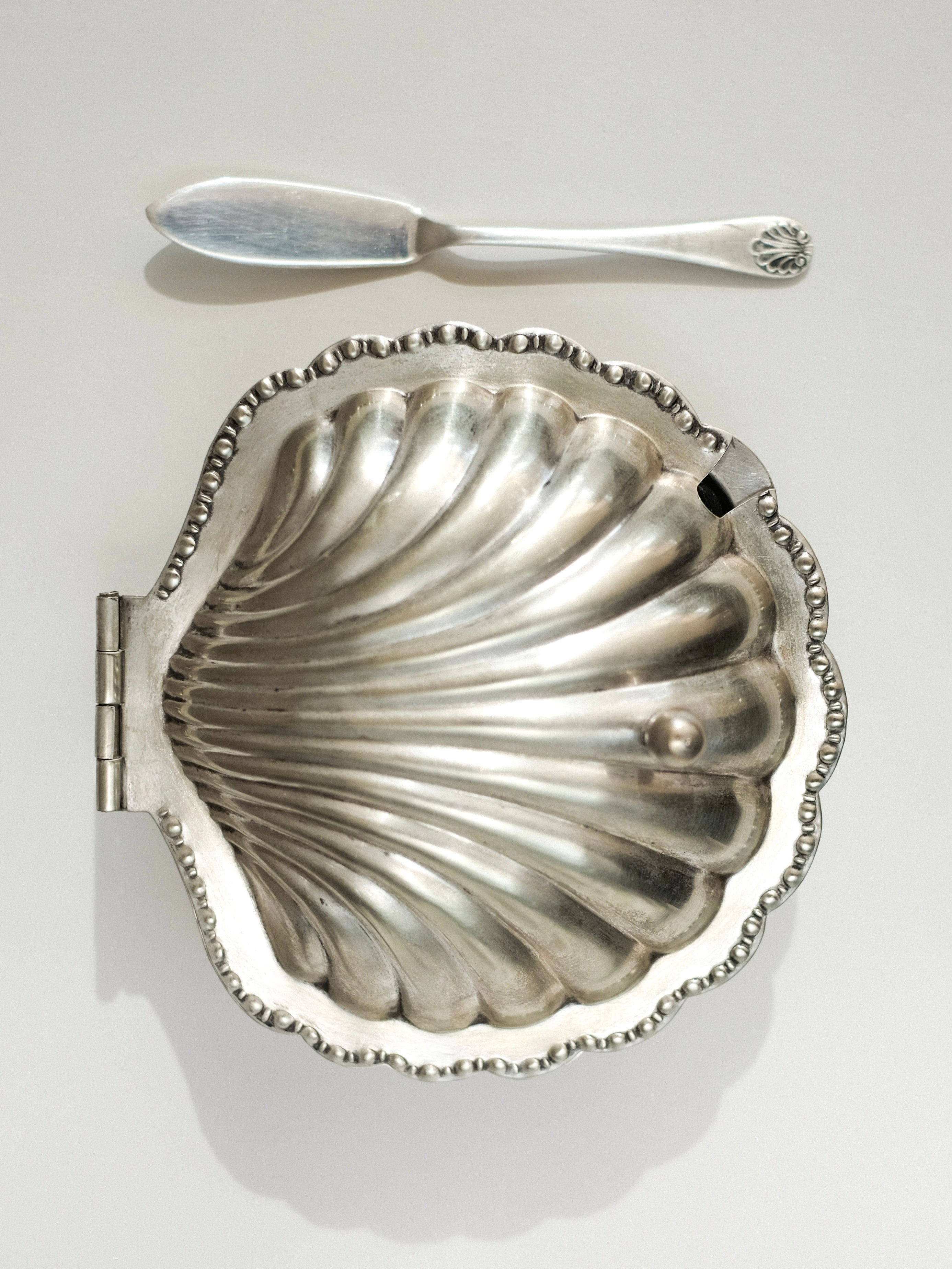 Shell Shaped Butter Dish