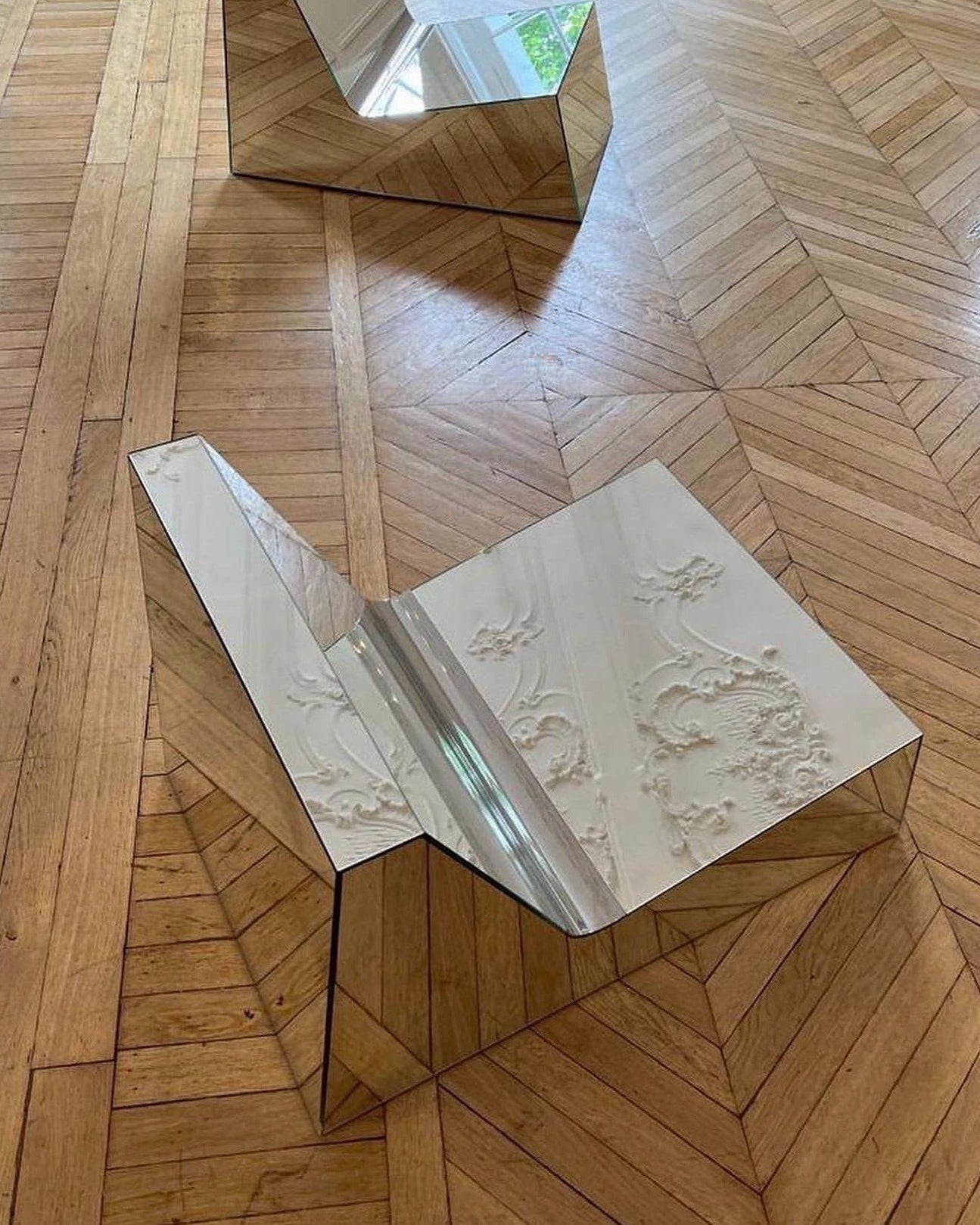 Mirror Lounge Chair - The Oblist