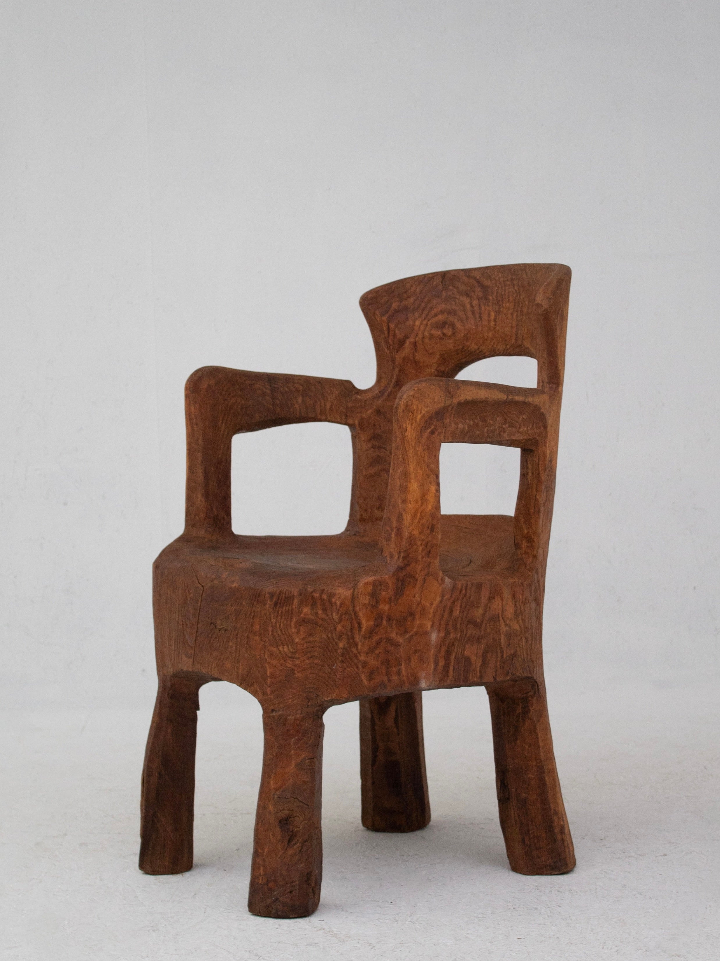 Chaise Sculpturale en Bois Sculptée à la Main