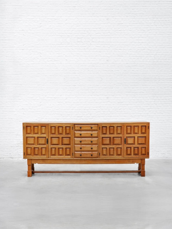 Spanish Brutalist Sideboard in Solid Oak, circa 1940