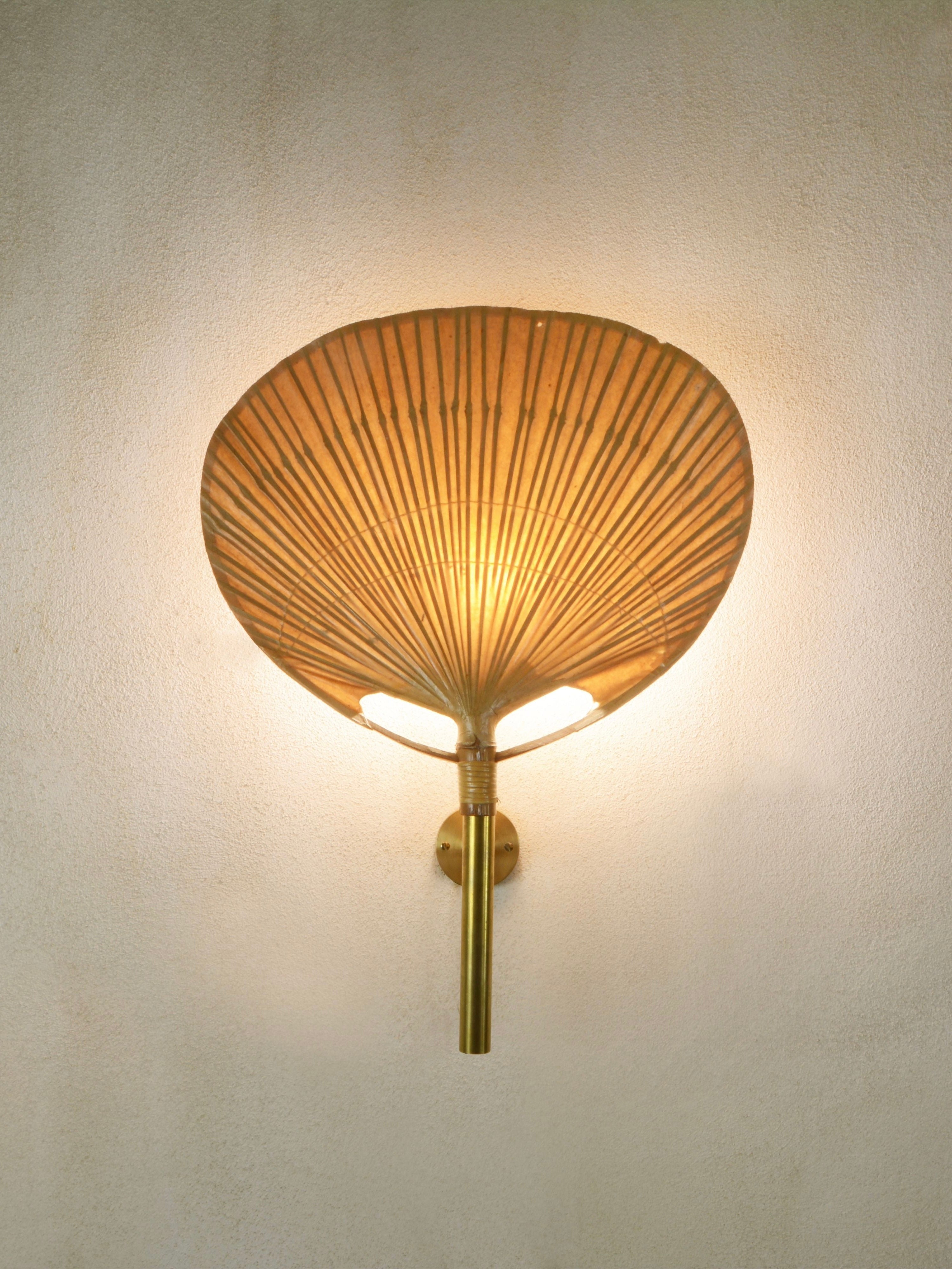 Applique murale UCHIWA II par Ingo Maurer, env. 1970