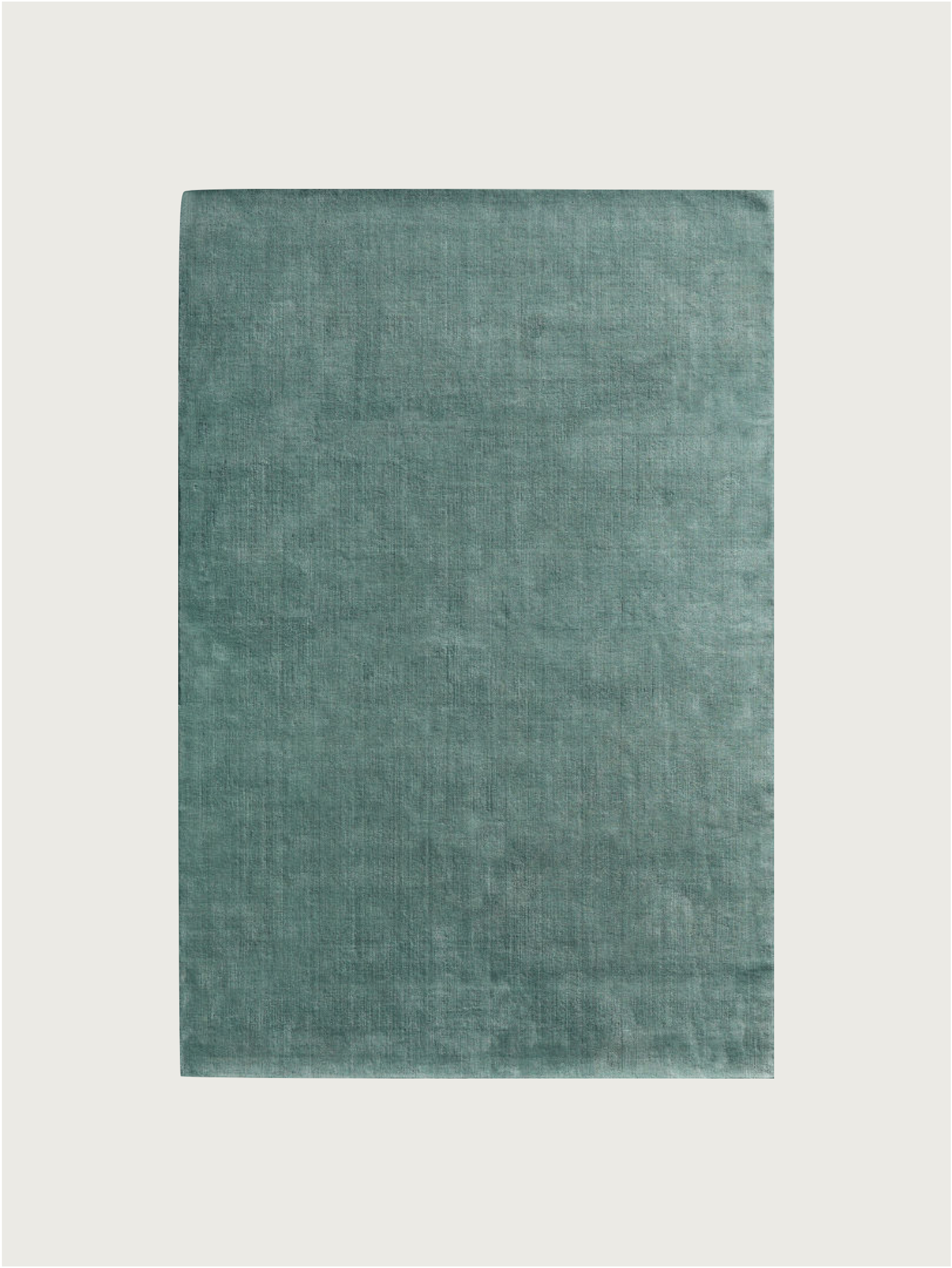 Hand-woven Rug in New Zealand Wool. Pale Blue