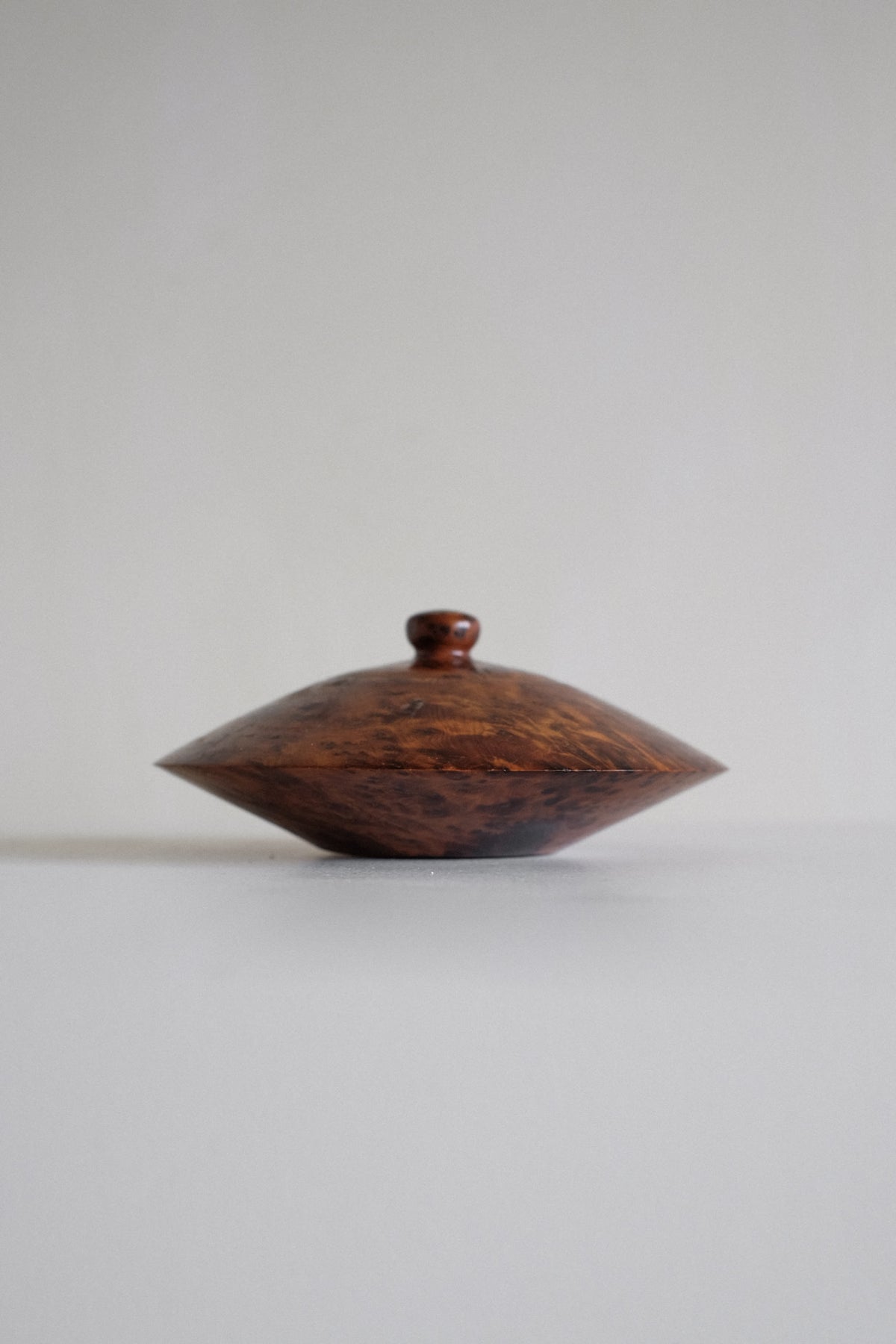 Thuya Wood Box by septembre studios | The Oblist