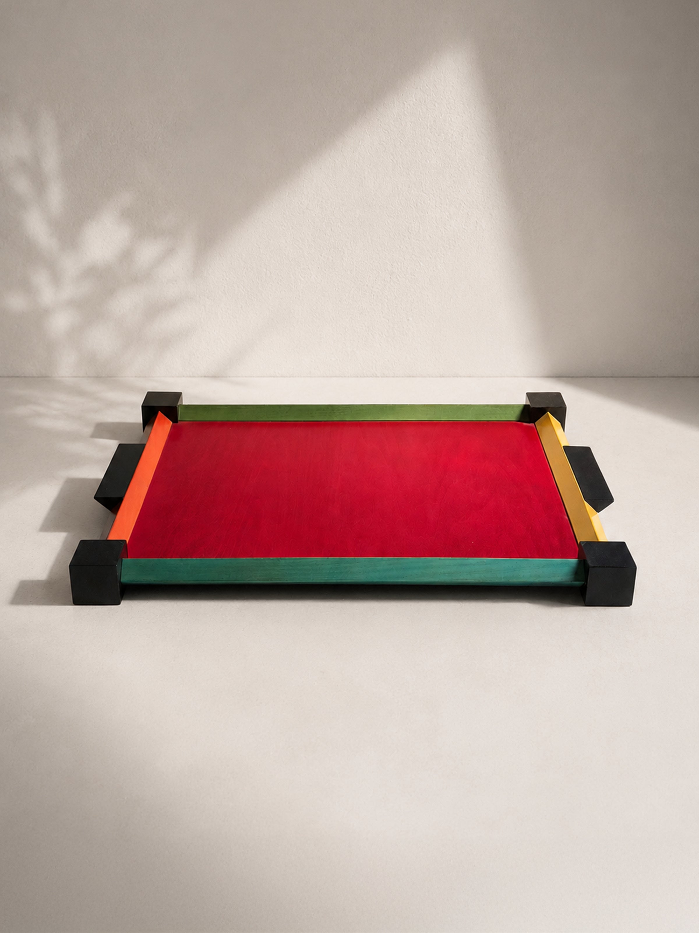 Italian serving tray by Pietro Manzoni Bergamo - 1960s by Dodo Vintage | The Oblist