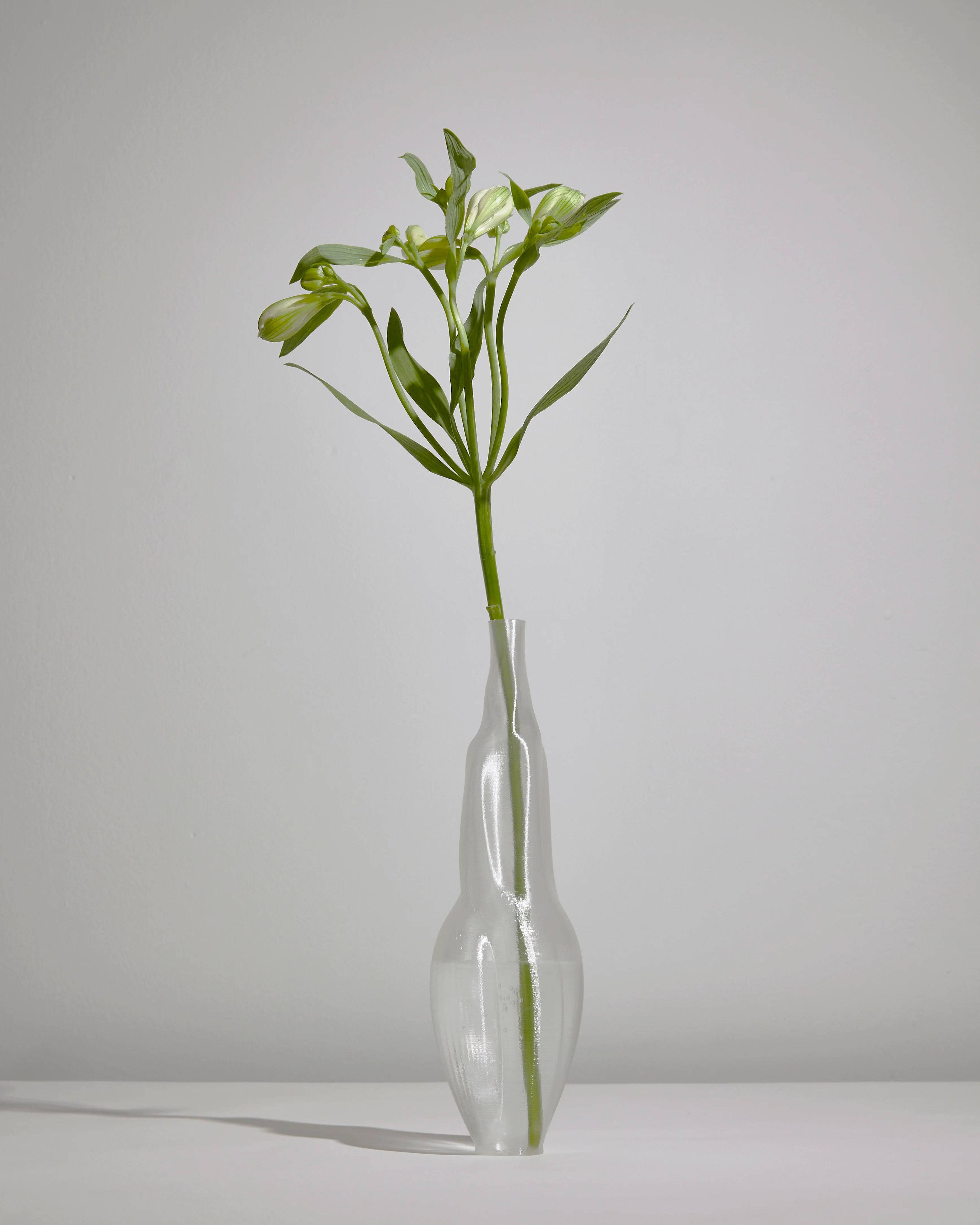 Vases Éson Vessel Argot Studio