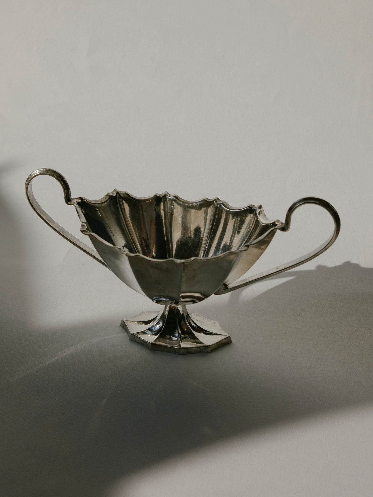 1900s WMF Art Nouveau Silver-Plated Footed Bowl - Germany — detail view