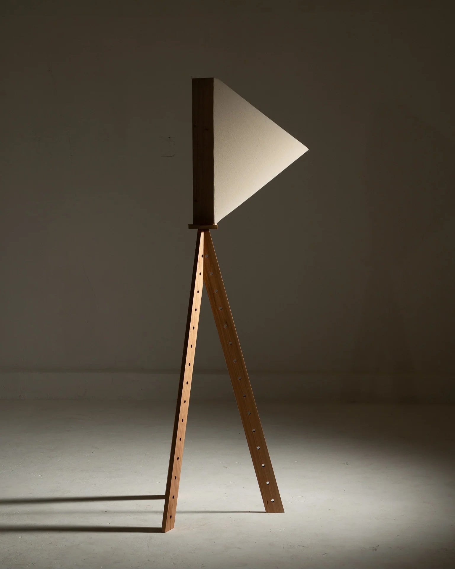 'Nova Onda' Floor Lamp