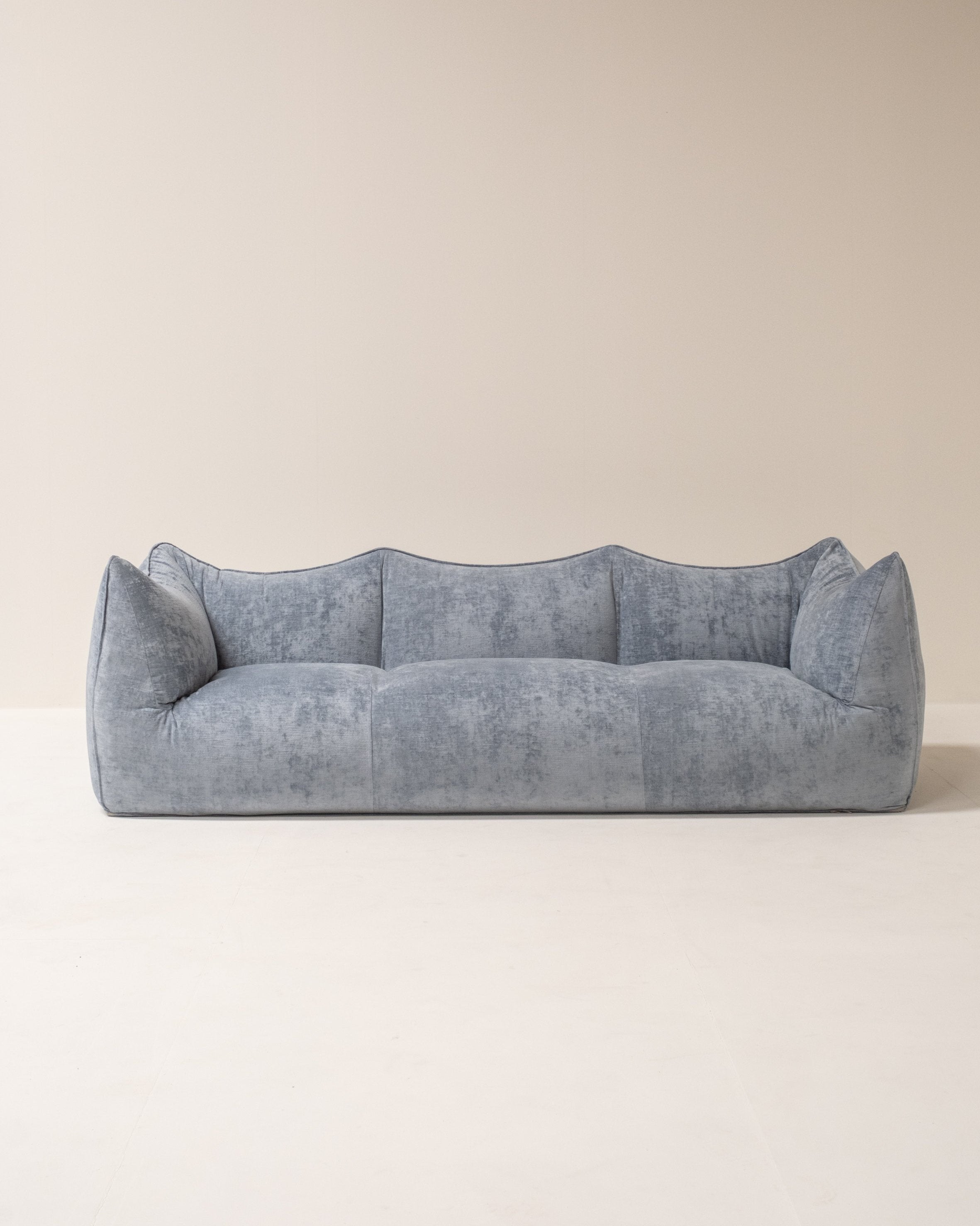 “Le Bambole” Sofa by Mario Bellini for B&B Italia, Velvet Upholstery, Italy, 1970s by Paulette in 't Stad