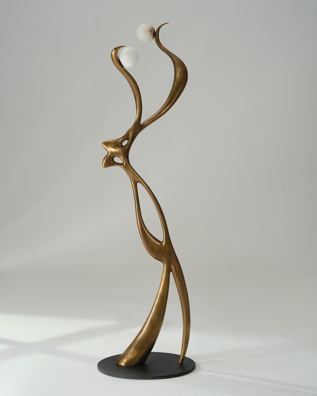 Sculptural Floor Lamp - Collection X Elfe by Duen Studio | The Oblist