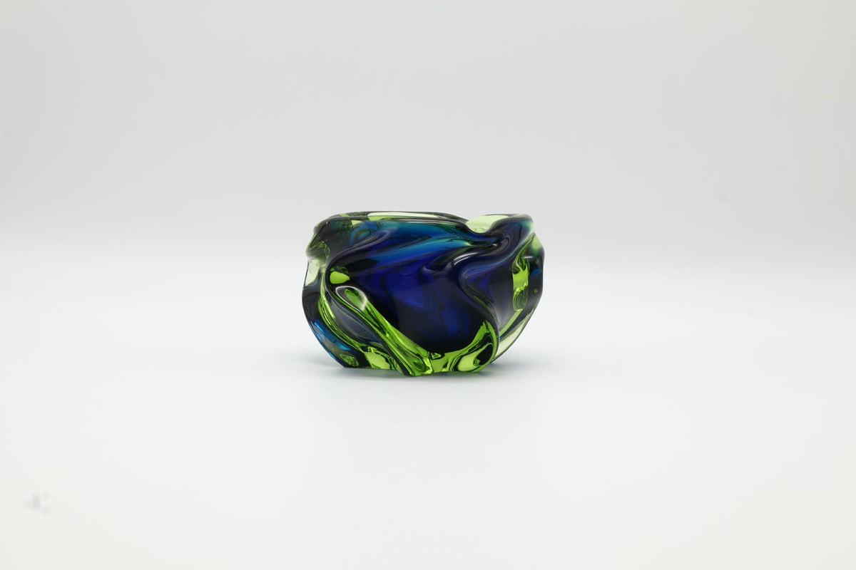 Mid-Century Murano Sculptural Glass Bowl – Italy, 1960s — detail view