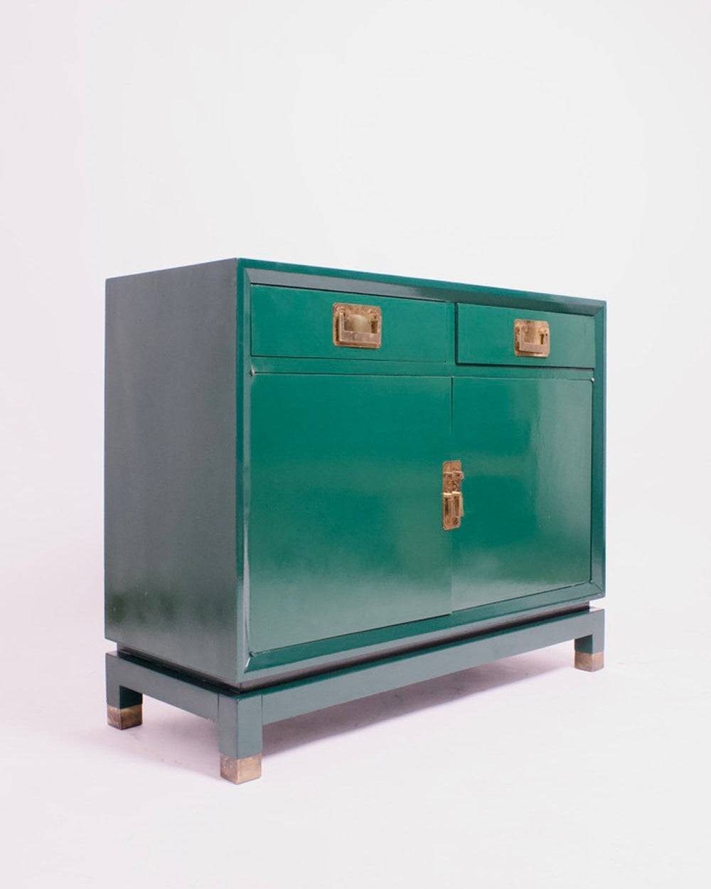 Chinese Style Green Lacquered Chest of Drawers, 1970s by Barracuda Interiors | The Oblist — vintage green lacquer finish