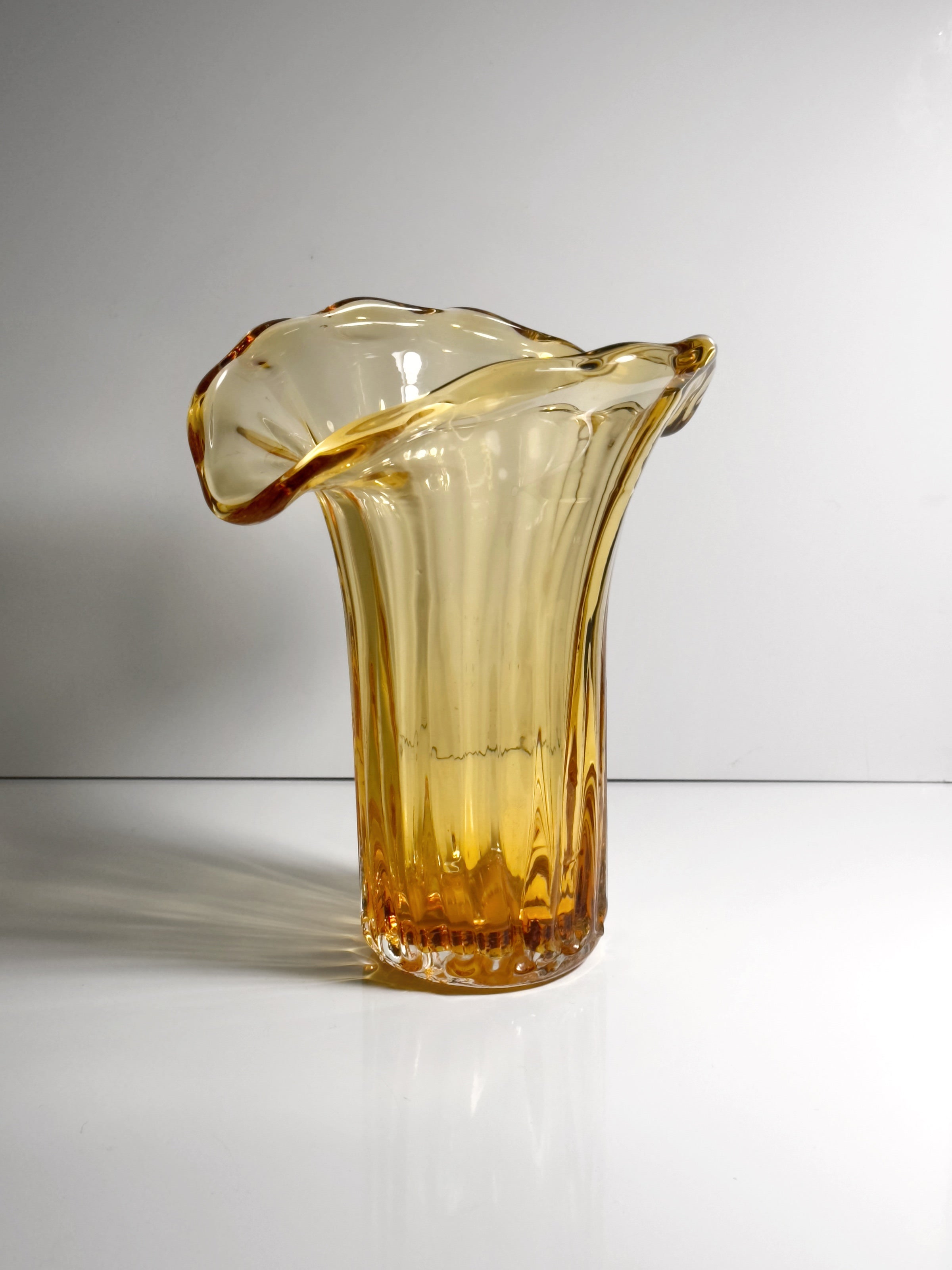 Amber Murano Tulip Vase - 1970s by Dodo Vintage | The Oblist — handcrafted glass, amber color