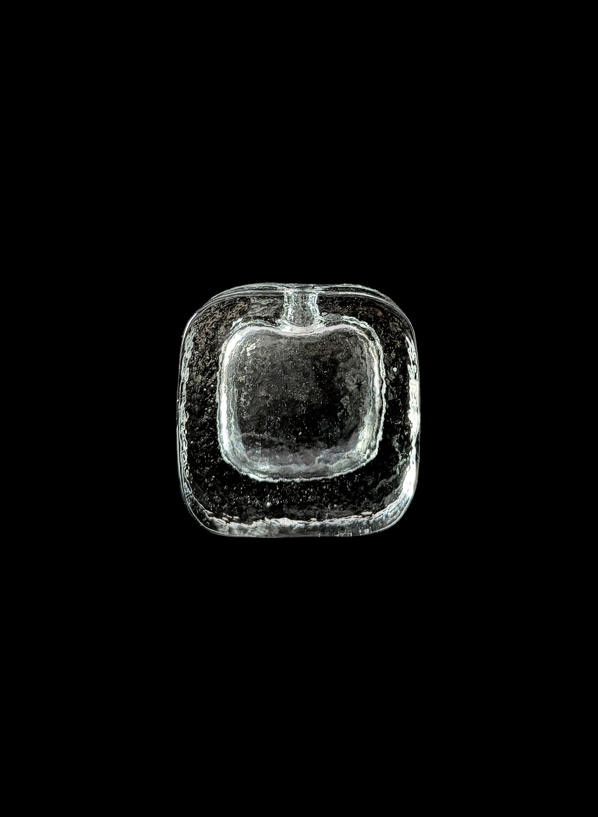 Vintage glass scandinavian vase by LA PARADE | The Oblist