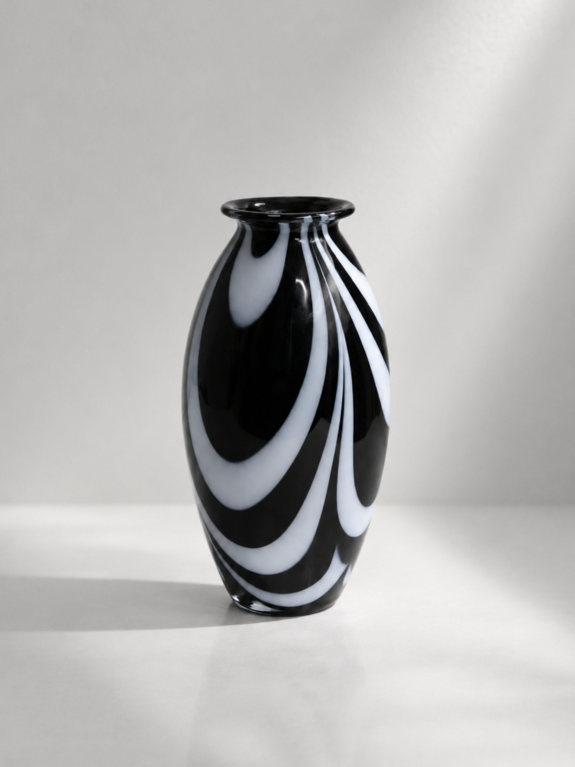 Carlo Moretti Opaline Glass Vase - 1970s by Dodo Vintage | The Oblist