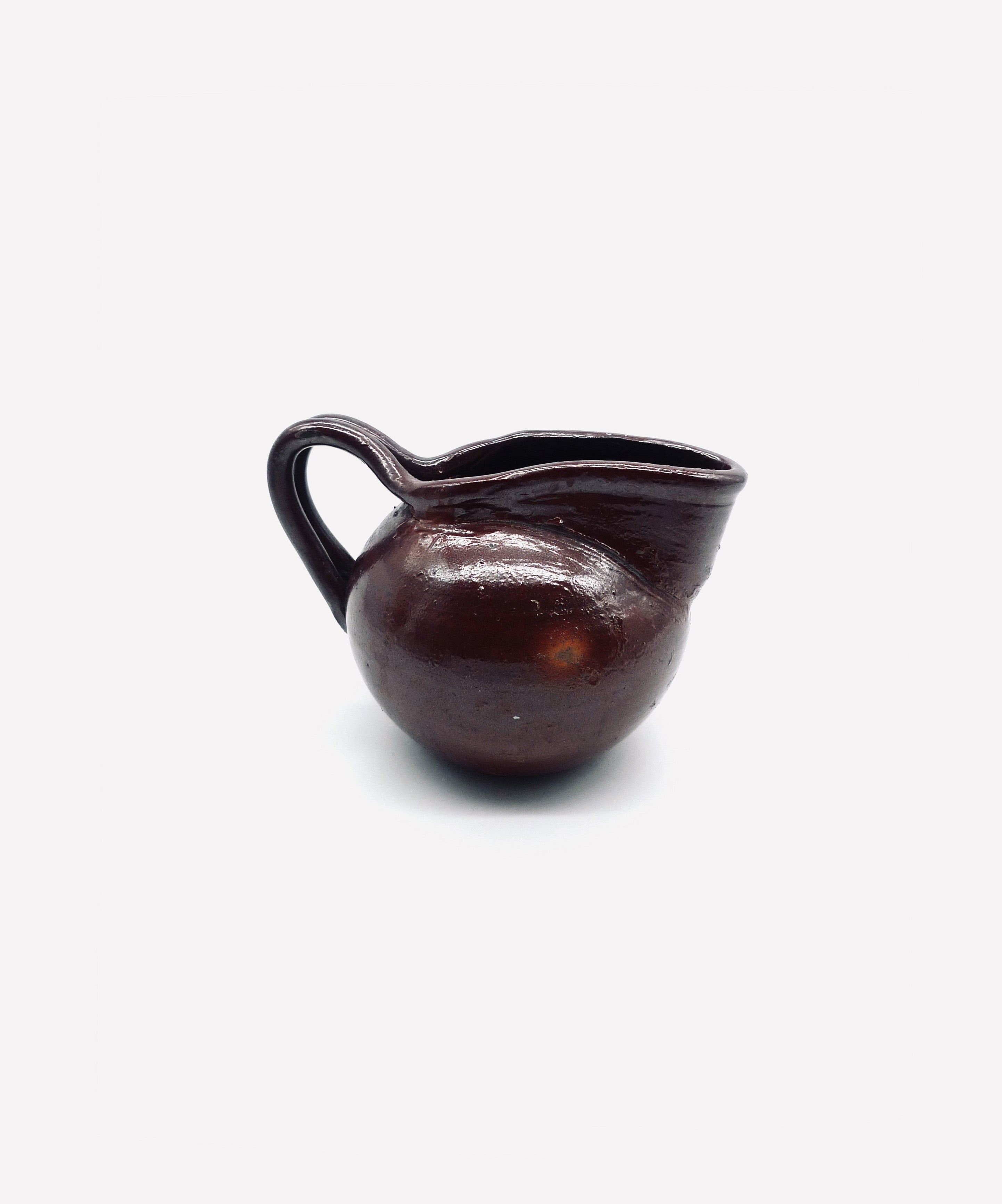 Cruche en terre cuite