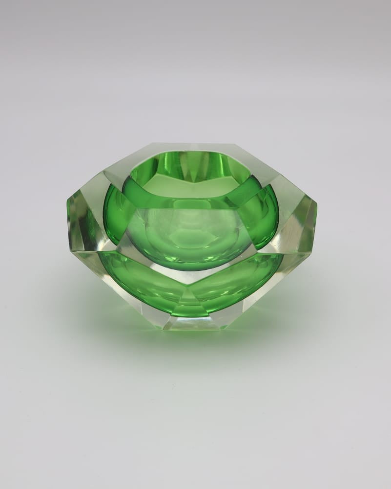 Mid-Century Murano 'Sommerso' Faceted Glass Diamond Ashtray by Flavio Poli for Seguso, 196 by Forma Finds
