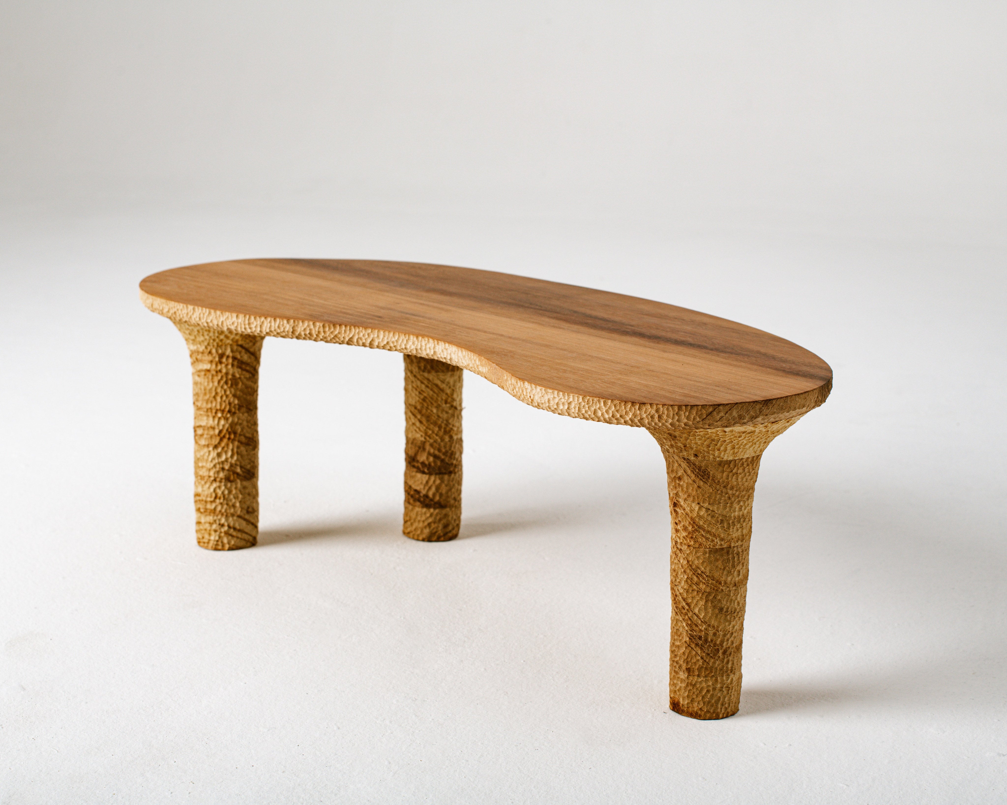 Table basse texturée biologique