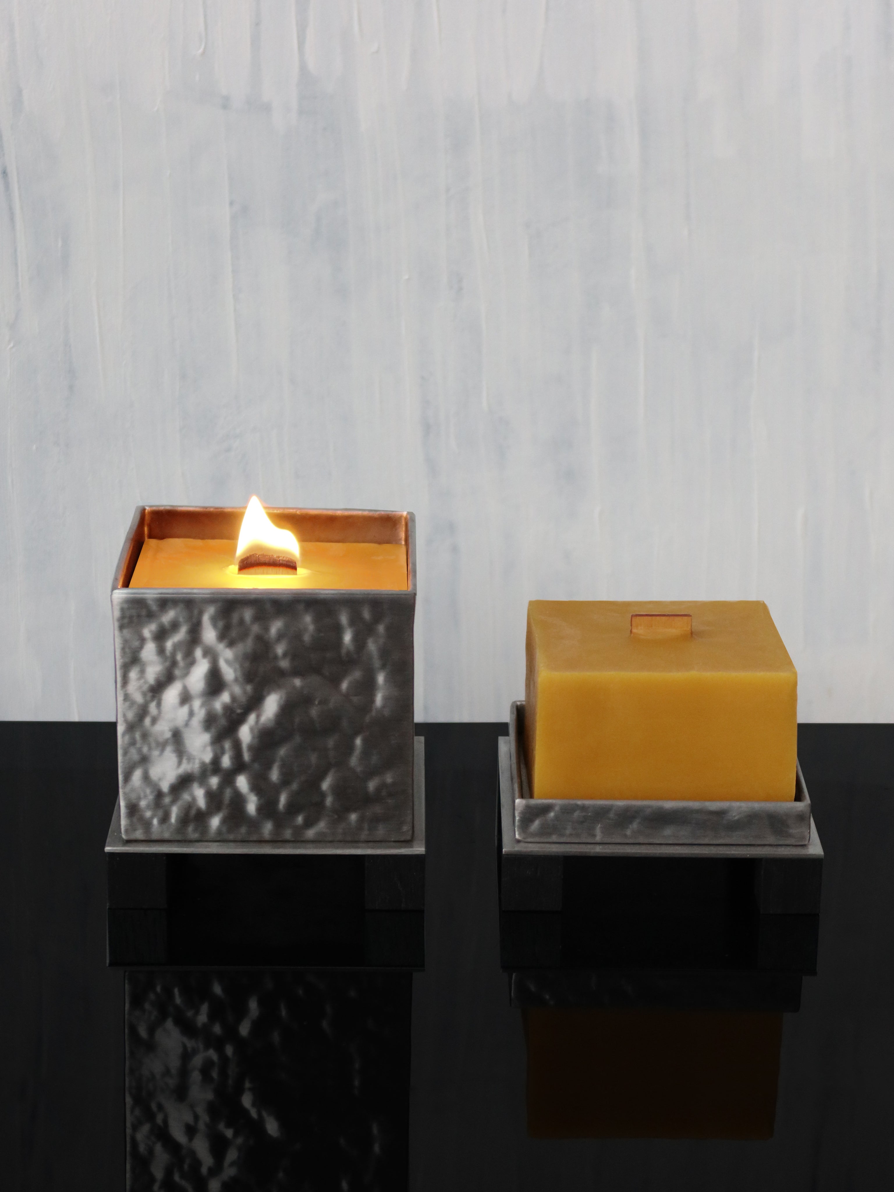 Minimalistic Candle Holder M with candle - Yuma Collection by HYZ | The Oblist