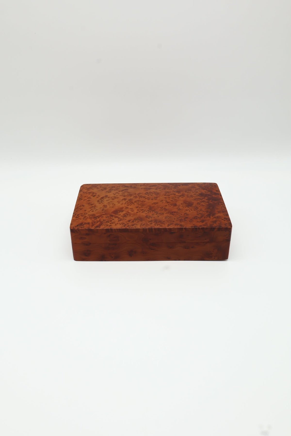 Vintage Moroccan Solid Thuya Burl Wood Box (1970s) — close-up