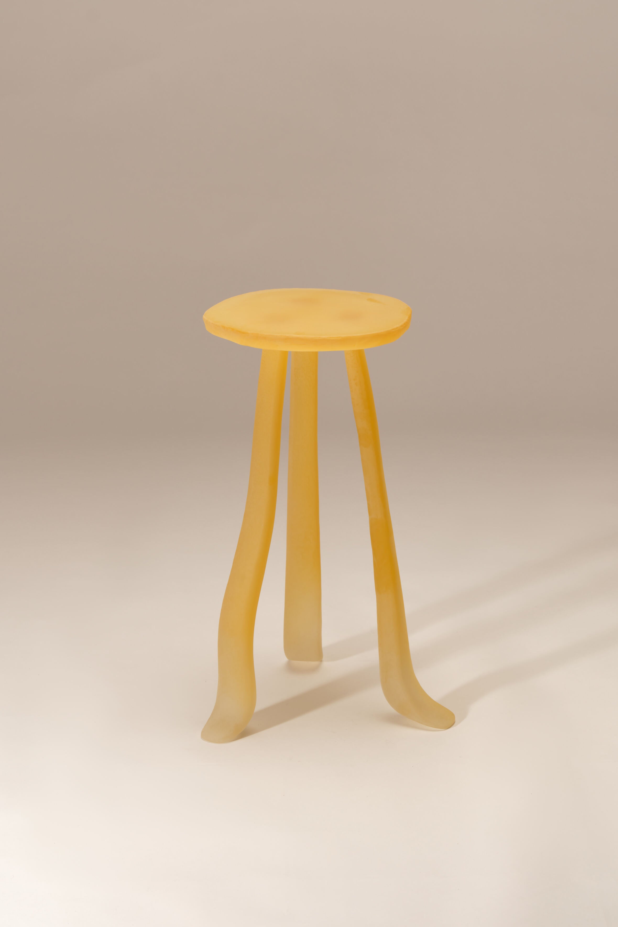 Table d'appoint jaune Lung 1.0