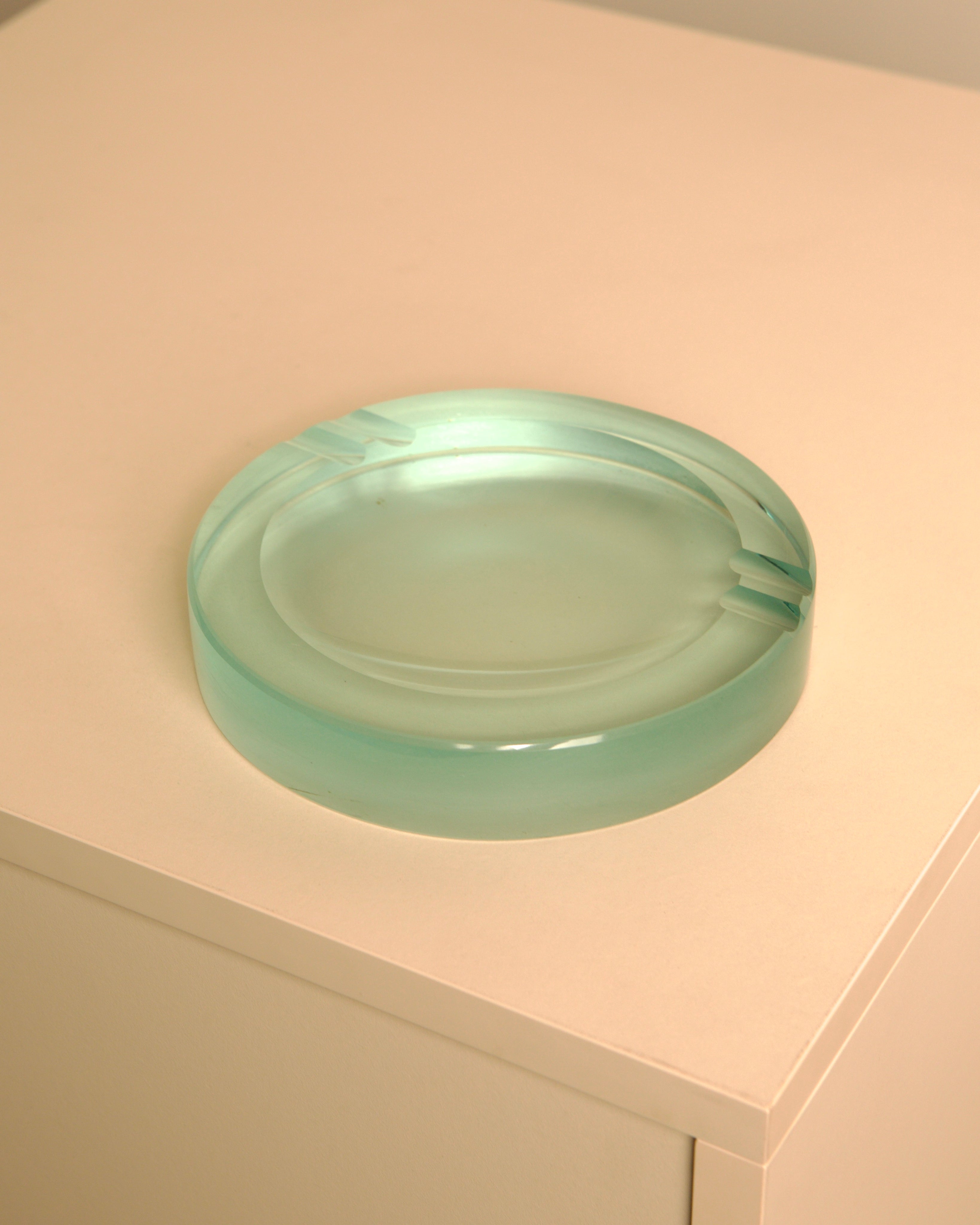 Round Glass Ashtray, Fontana Arte, Italy, 1970s by Treaptyque | The Oblist