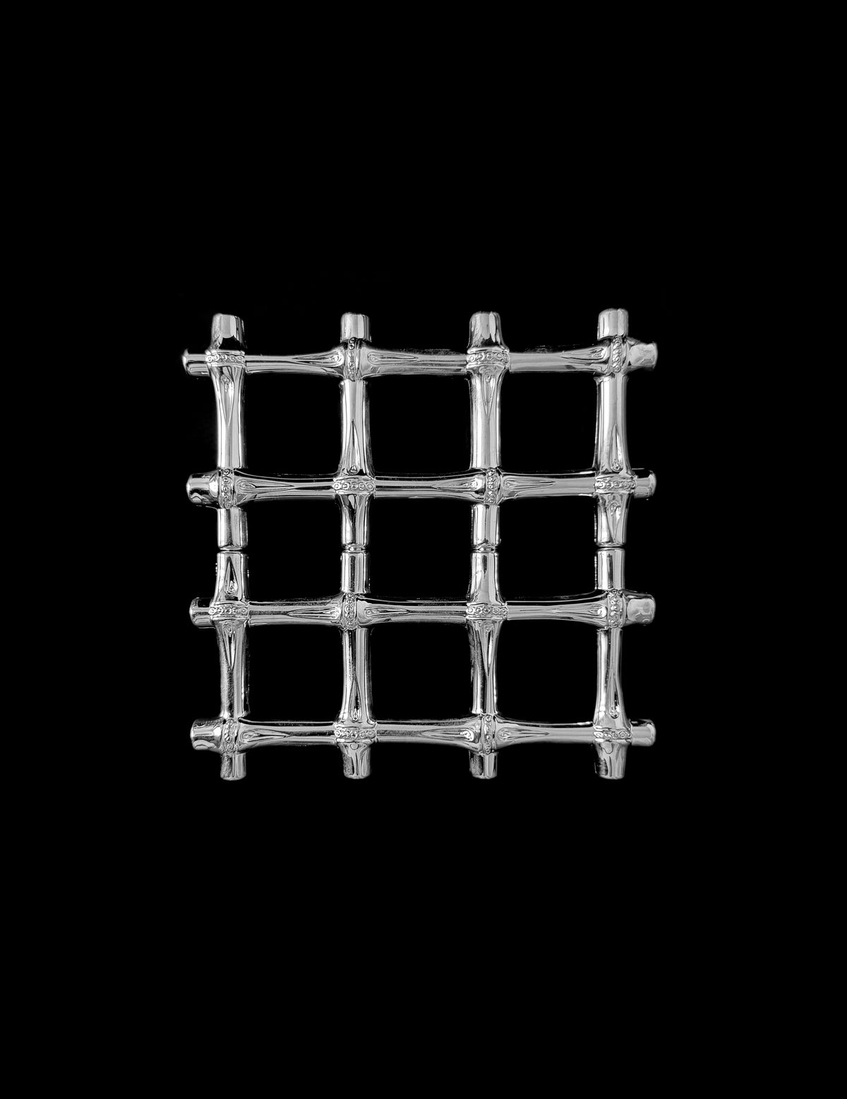 A vintage silver plated trivet by LA PARADE | The Oblist