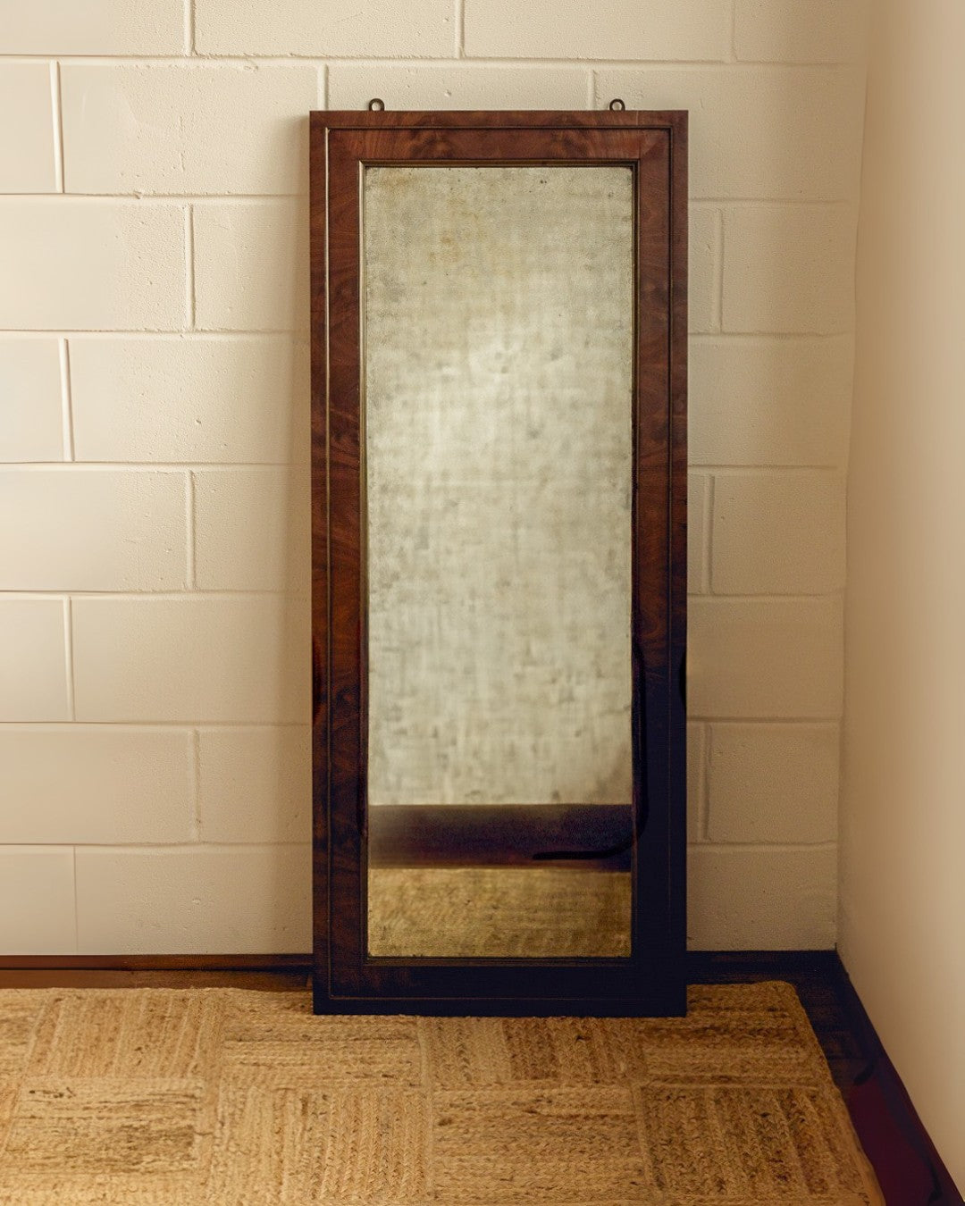 Miroir Empire en acajou et laiton du 19ème siècle