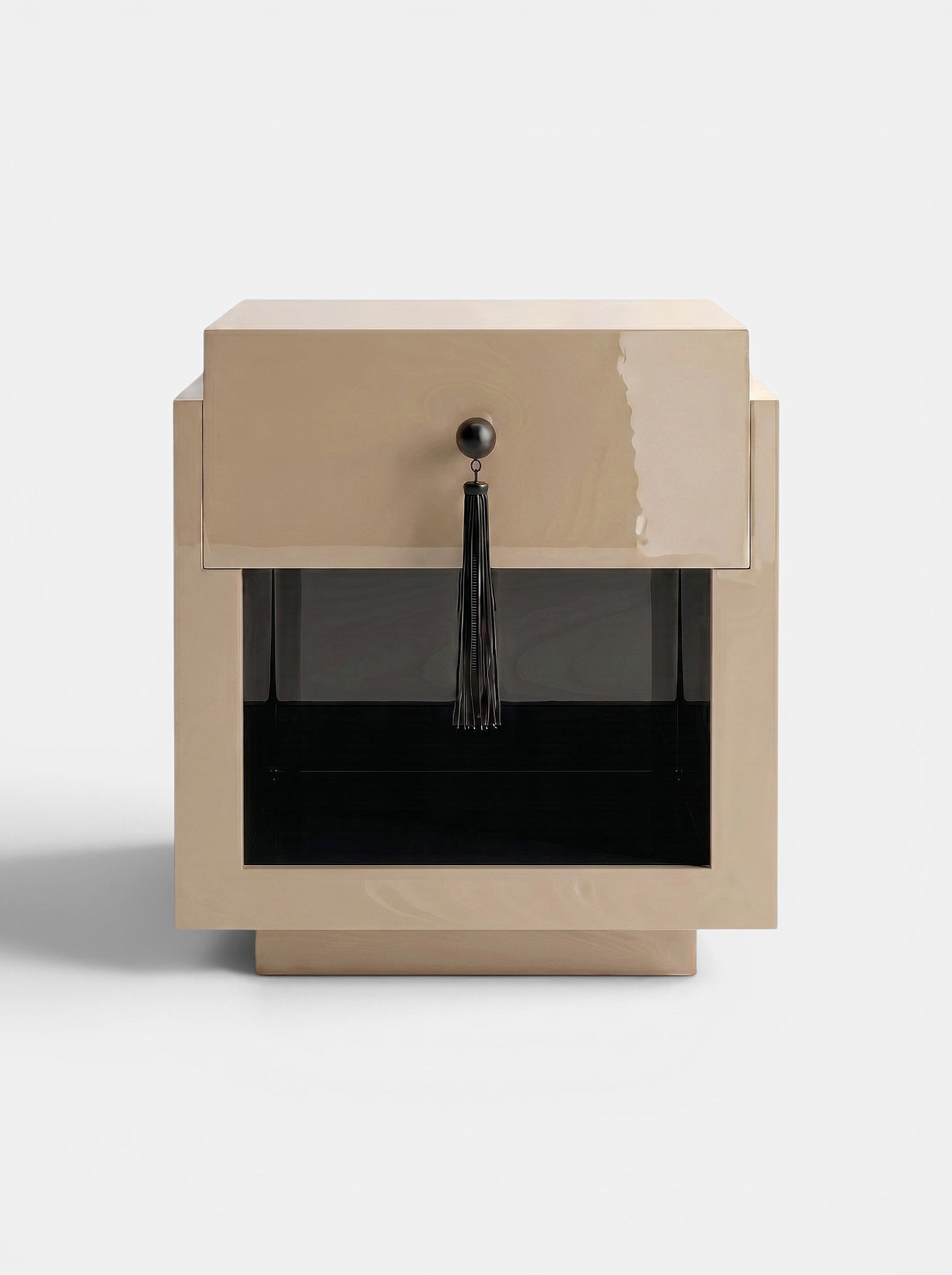 Leo Off-White and Black Wood by Marbera | The Oblist