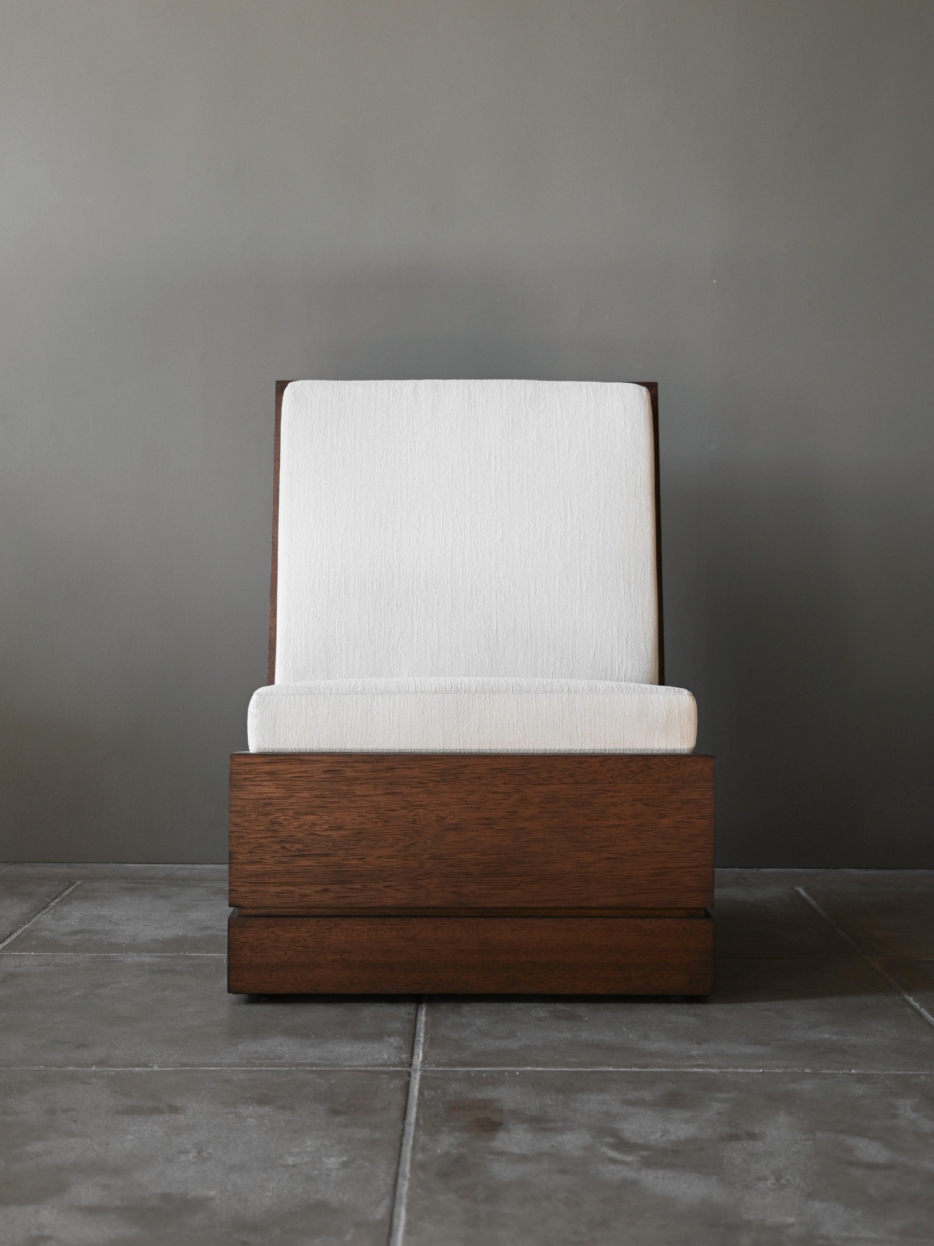 Copacabana Chair — detail view