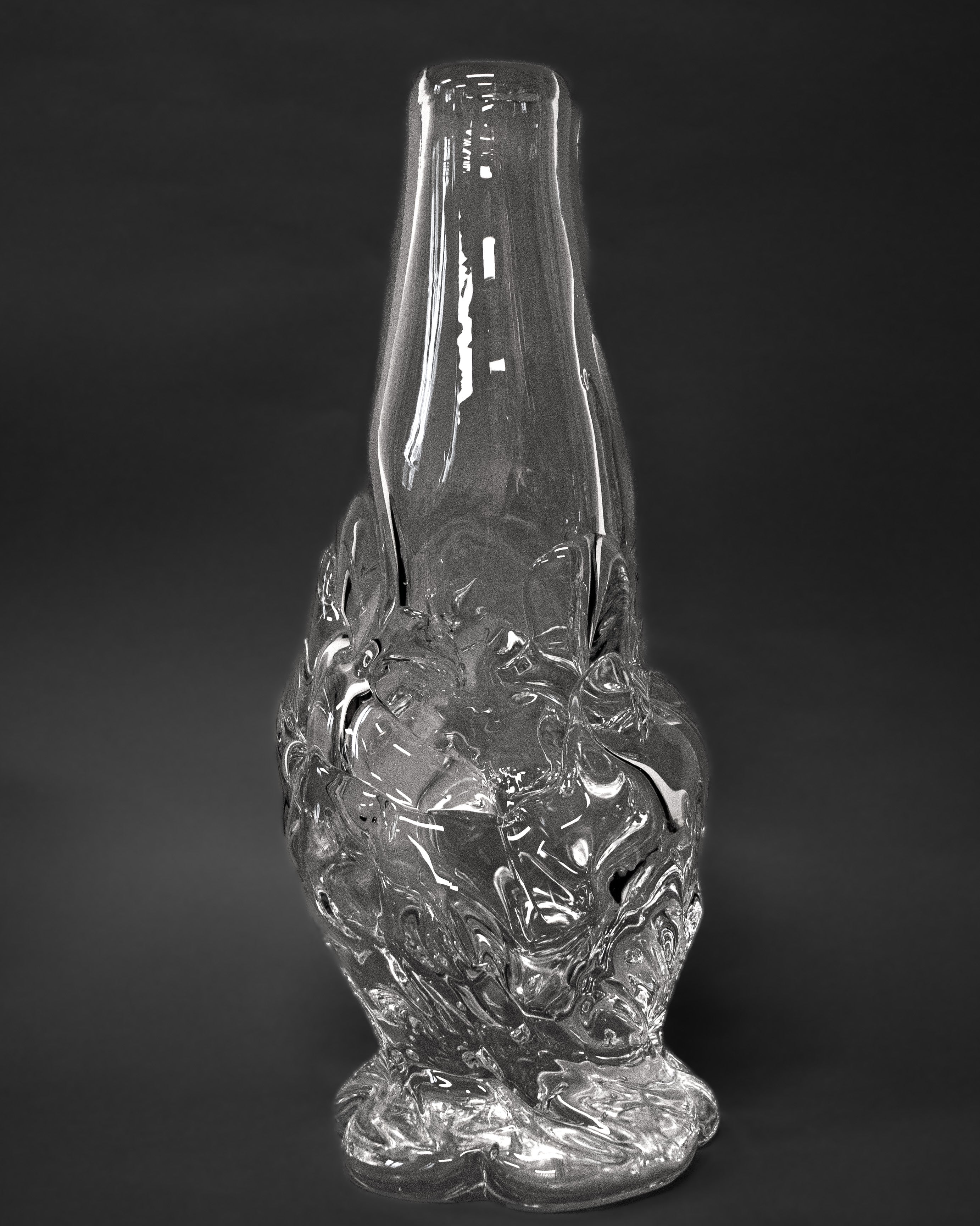 Hand-blown Glass Vase by Szkło Studio | The Oblist