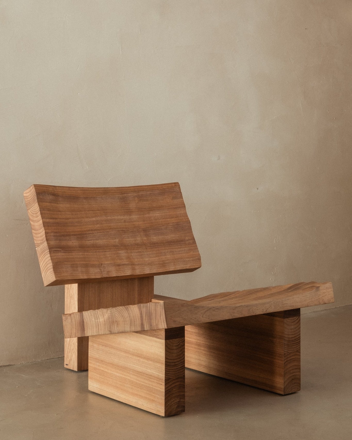 Rite Chair by Ther | The Oblist