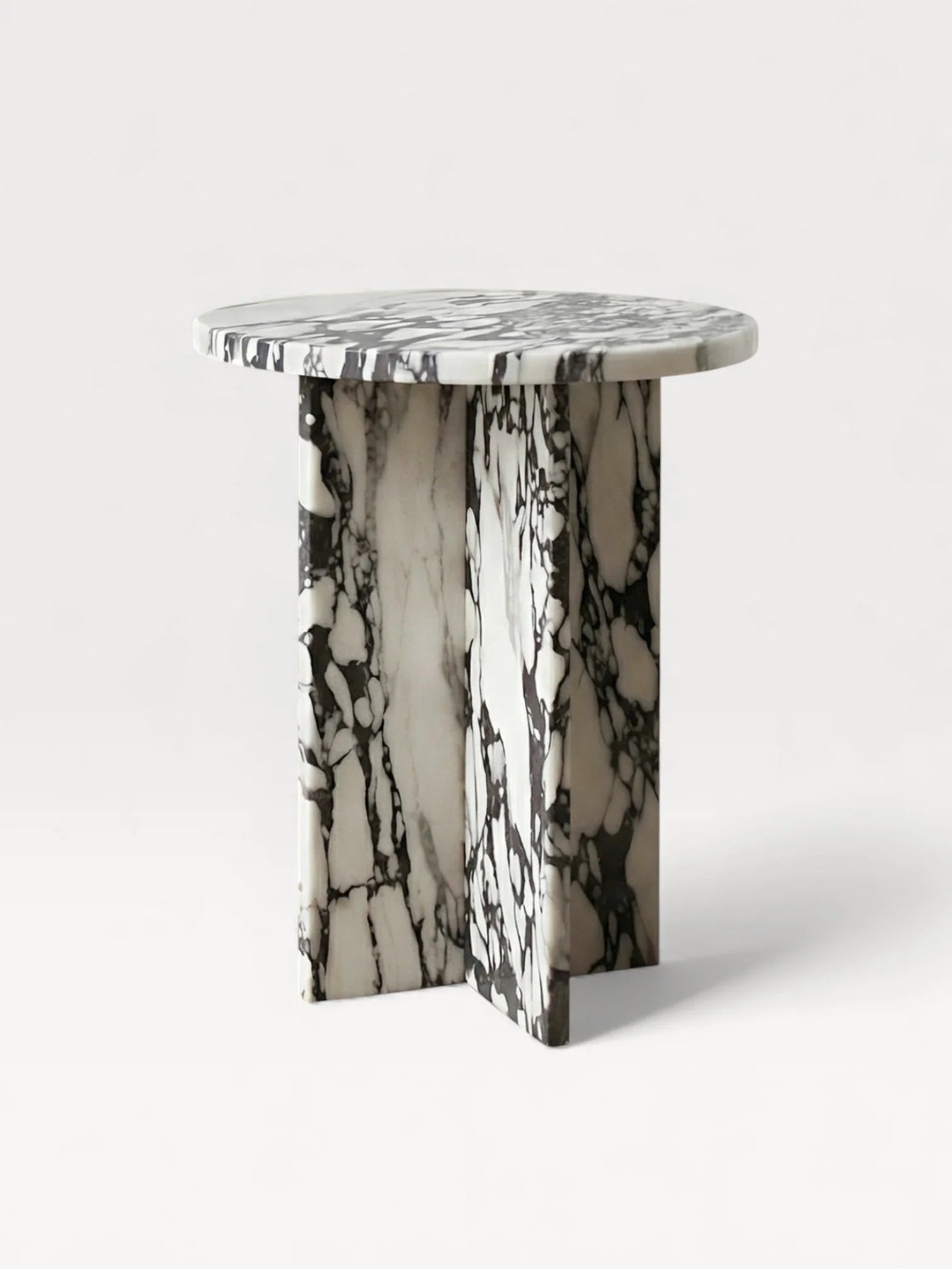 Table Rosie Calacatta Viola – Marbre Sculptural par Marbera
