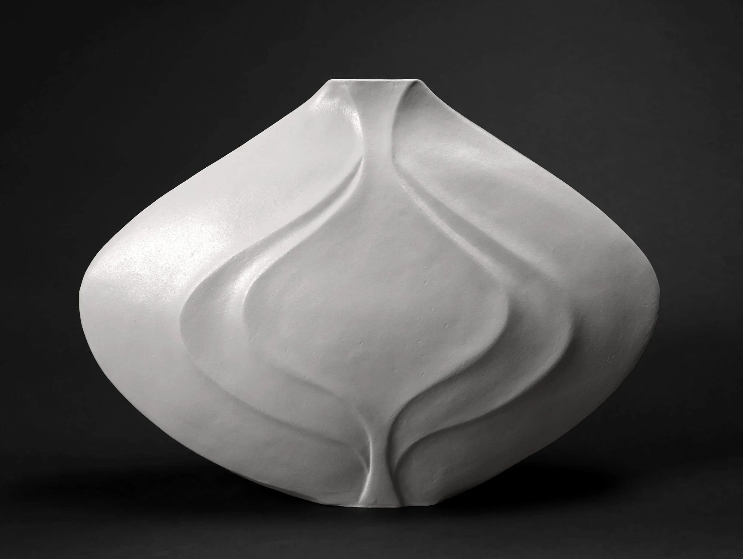 Nami - Mid Century Modern Ceramic Vessel in White Clay by Beverly Morrison - Sculptor | The Oblist