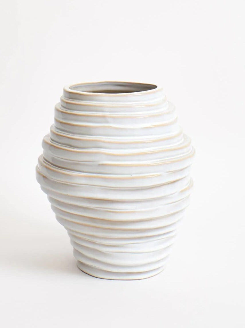 Alfonso Vase in Shiny White — close-up of textured ceramic surface
