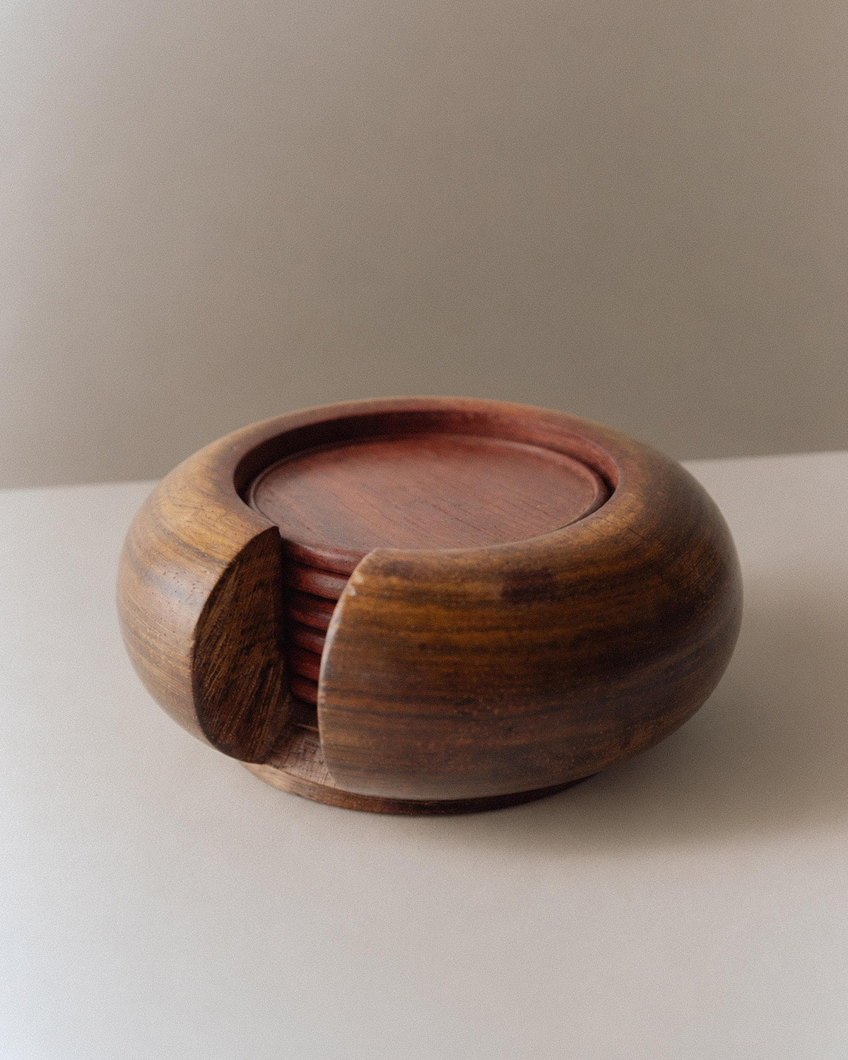 Vintage 1960s Italian Wooden Coaster Set, Dark Wood Drink Coasters, Classic Mid Century Tableware, Rustic Barware, Table Accent, Gift Idea by Bottega Jacobs