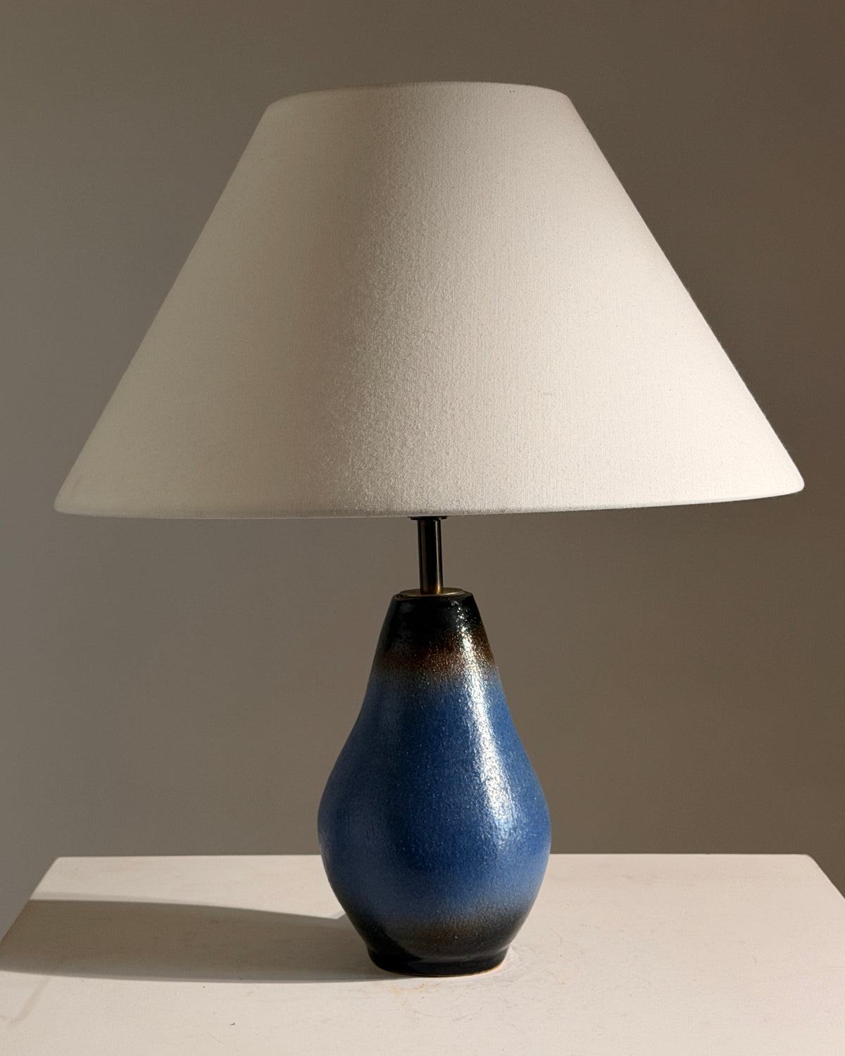 Glazed Stoneware Table Lamp, France, 1980s by Figuresdesign | The Oblist