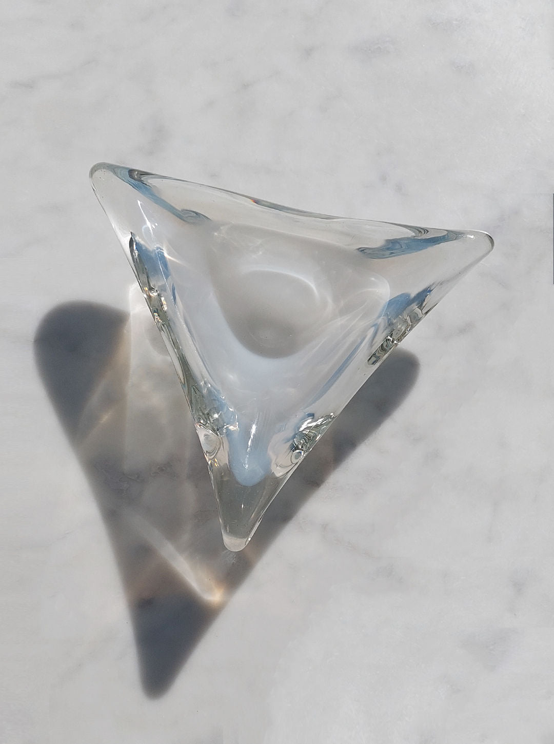 Triangle glass ashtray with geometric design and smooth edges