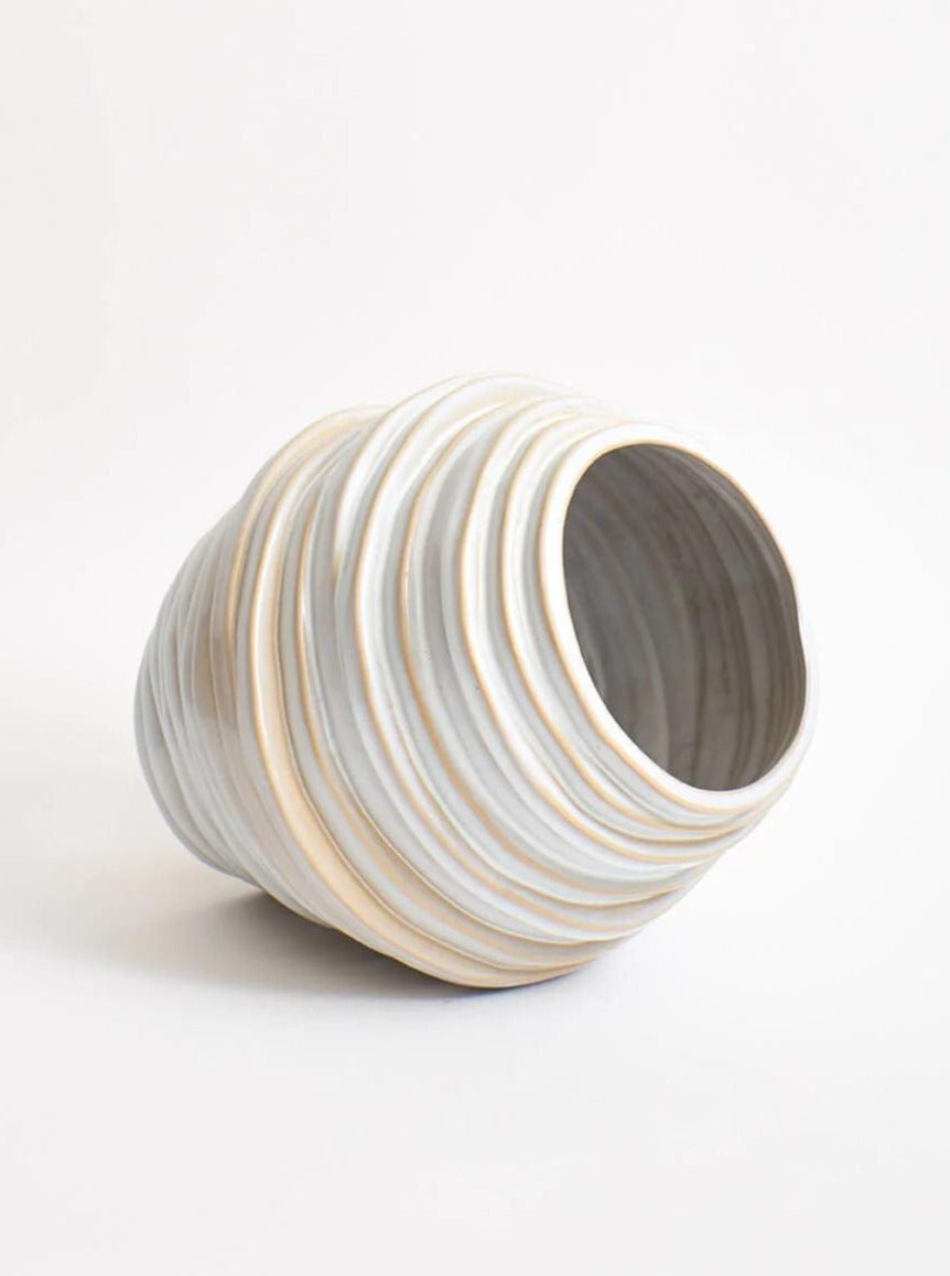 Vases Alfonso Vase in Shiny White Project 213A