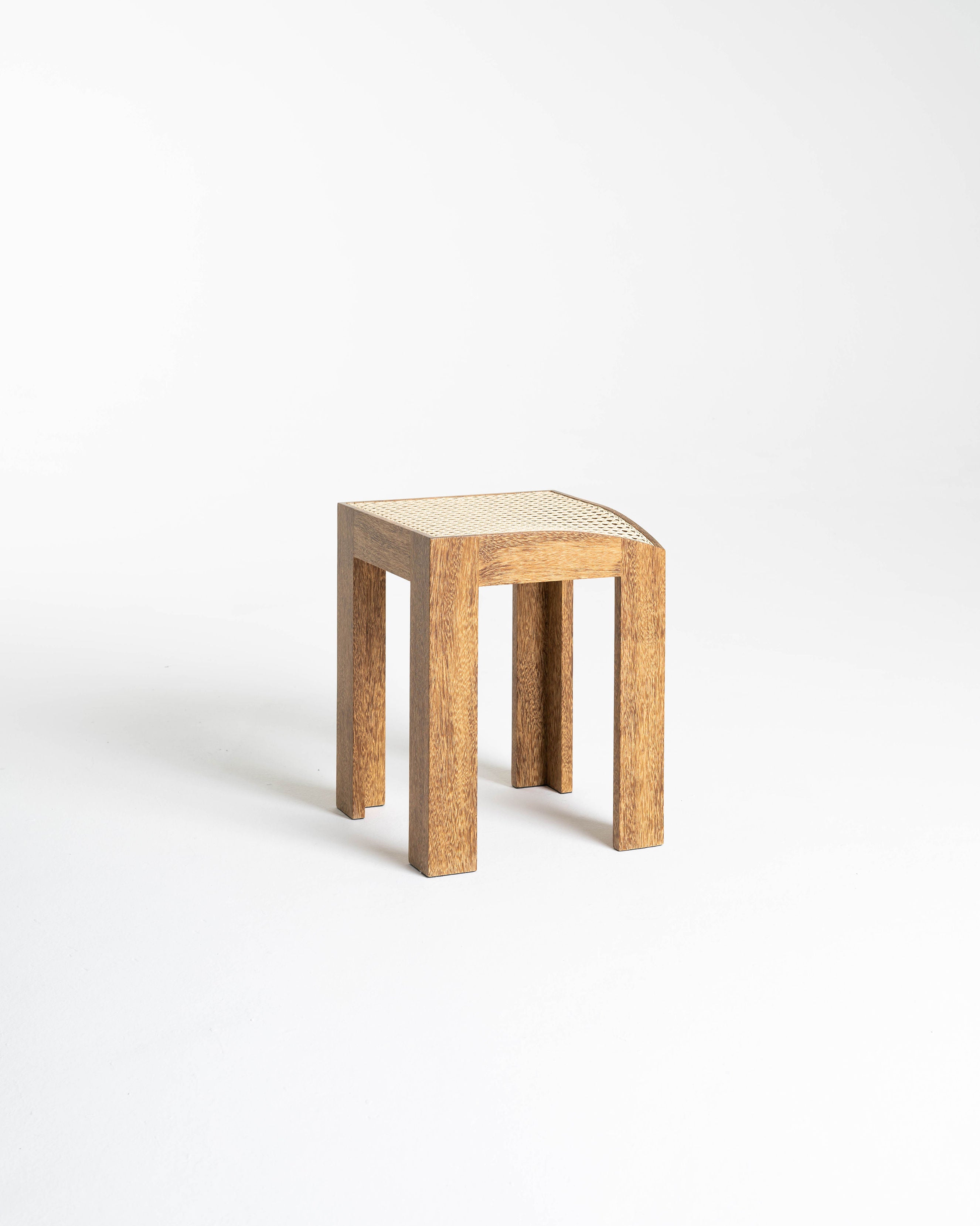 "Canto" Stool