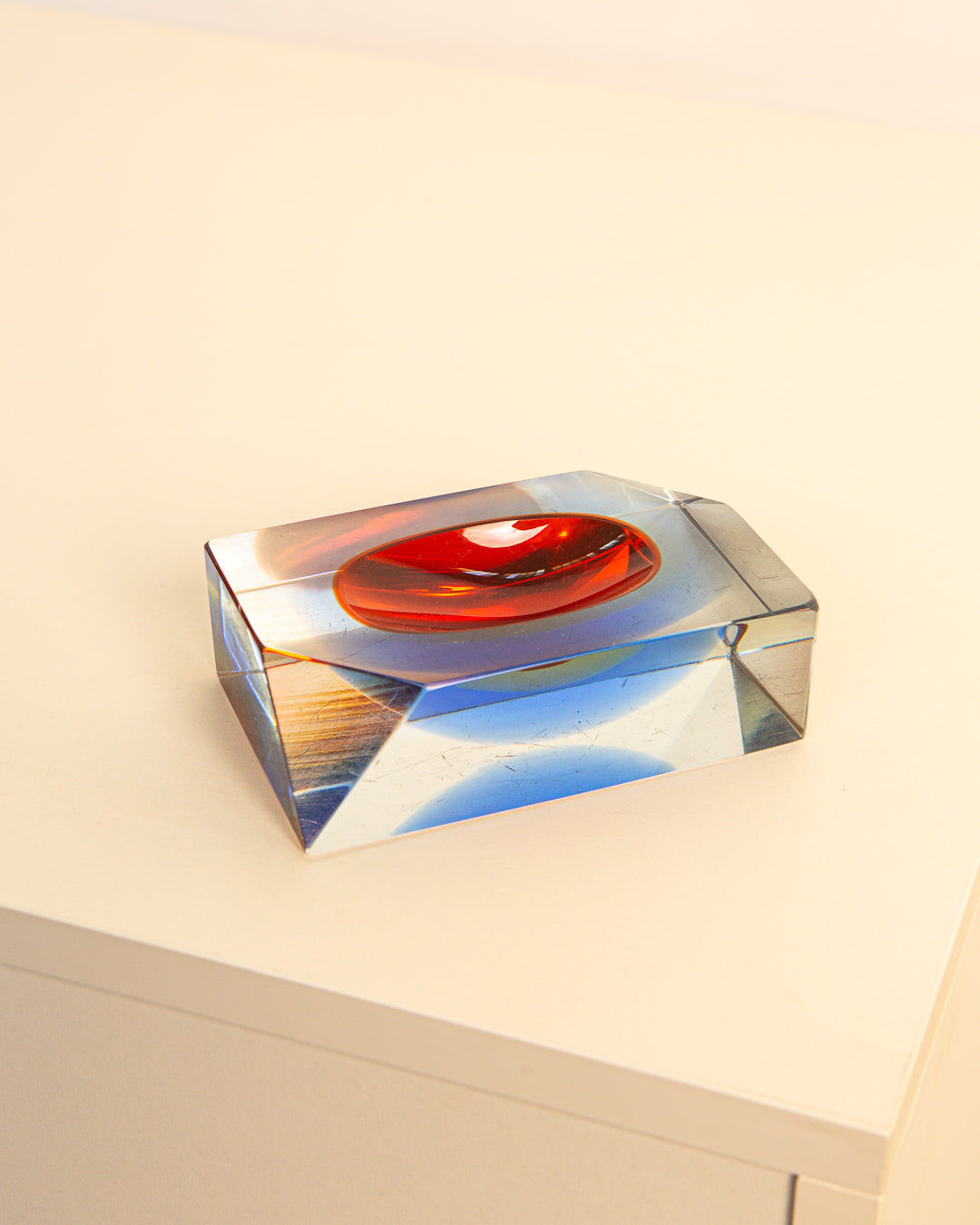 Vintage Murano glass vide-poche with red interior by Flavio Poli
