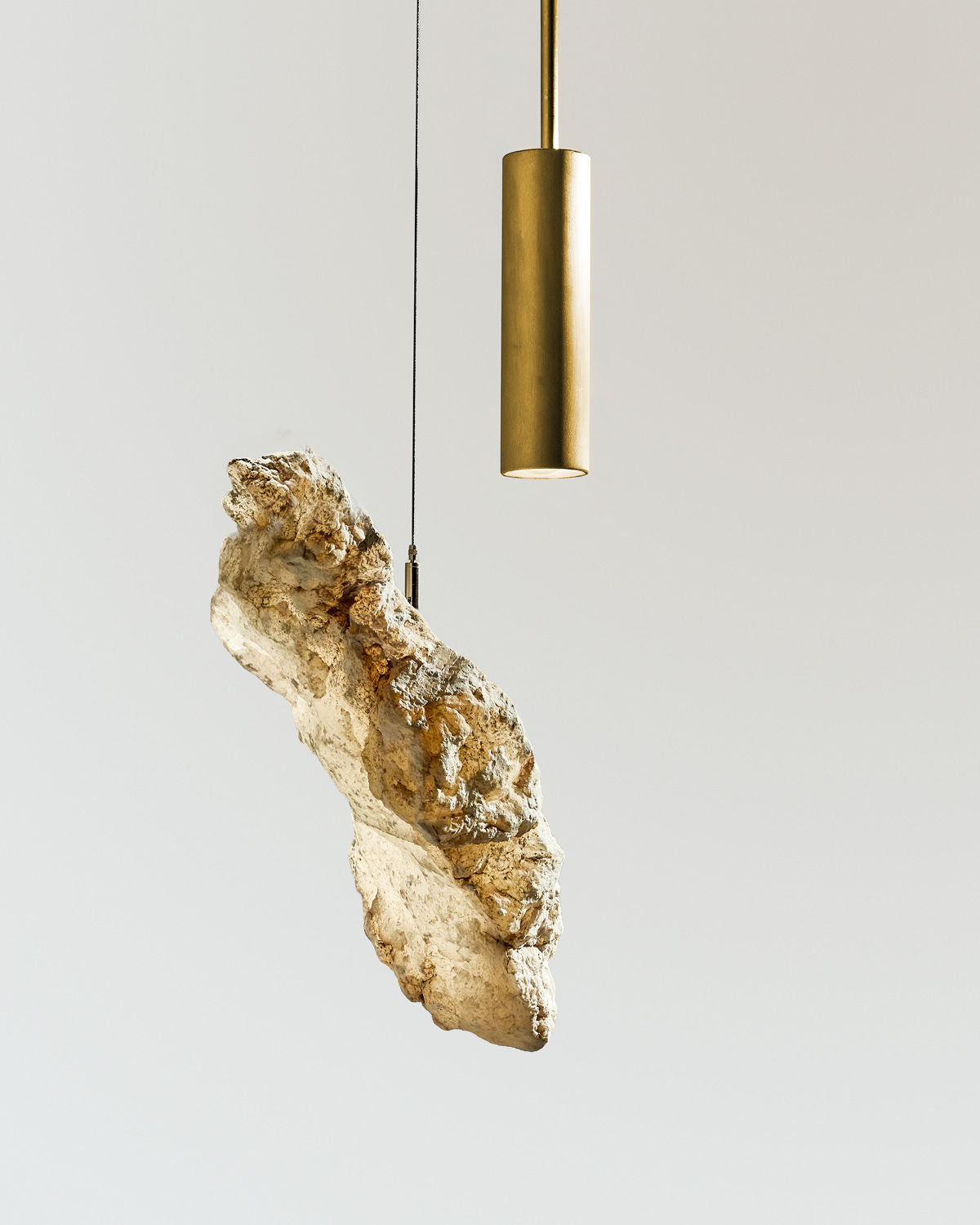 Pendentif en pierre d'albâtre 'Aster'