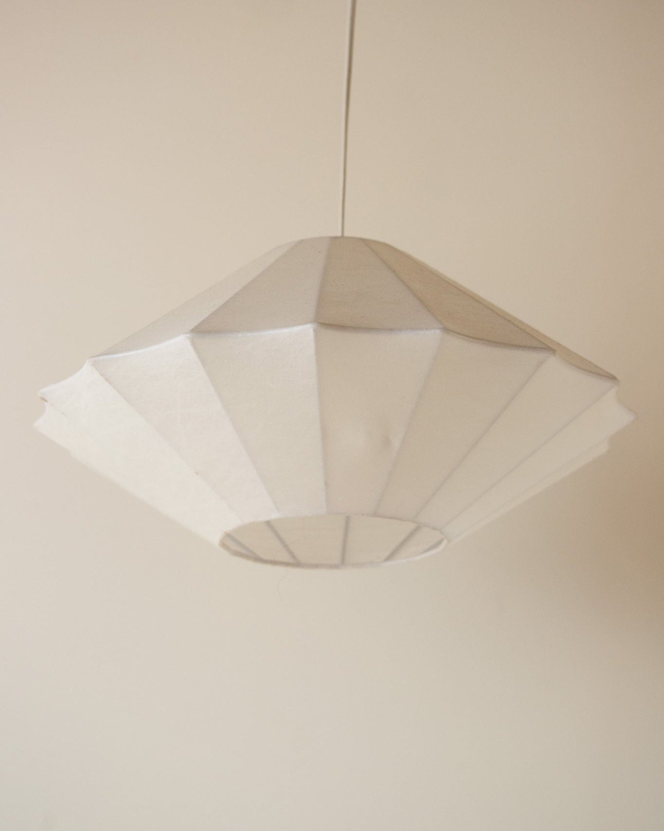 Suspension Cocoon Mid-Century