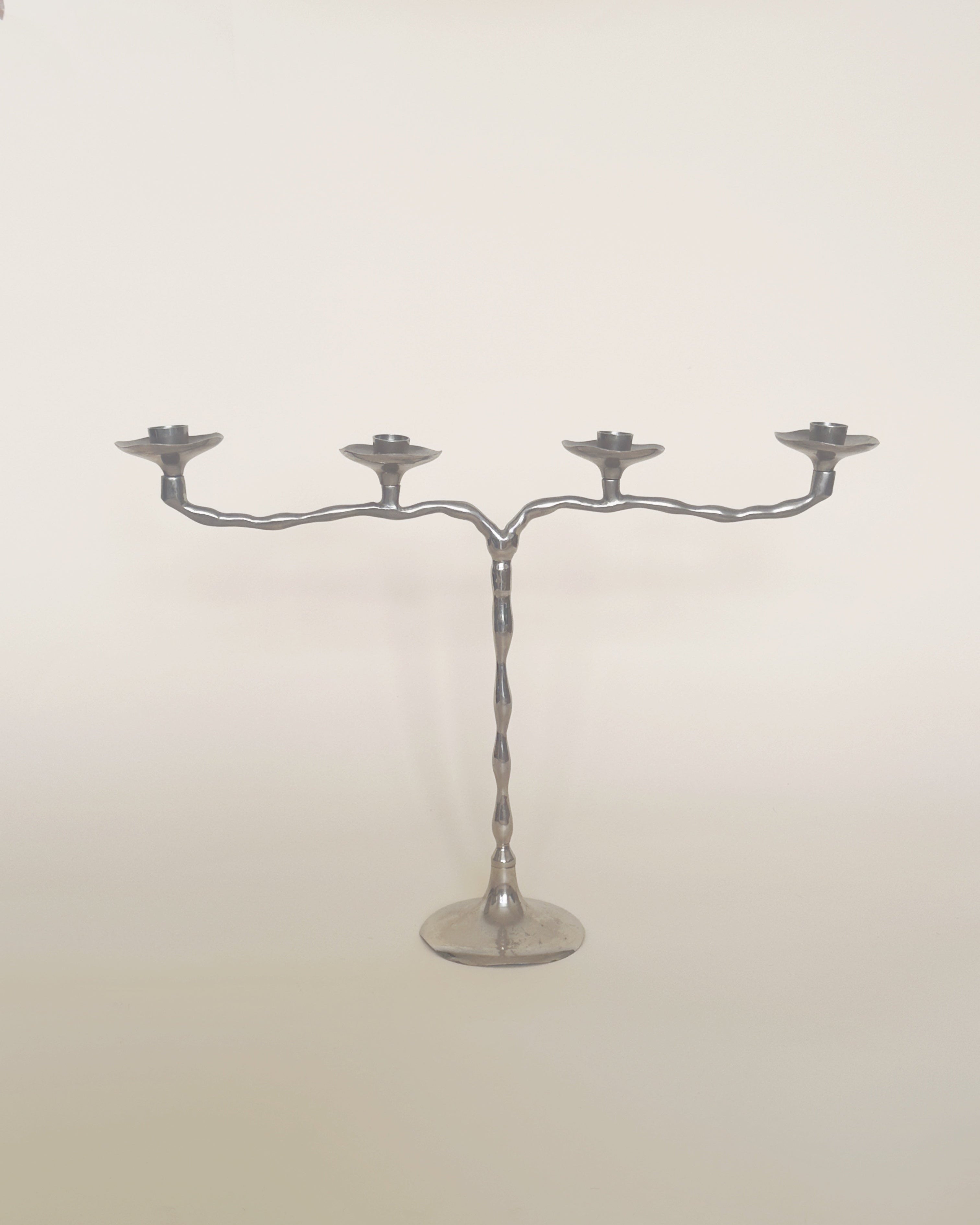 Chandelier en métal à quatre bras Chrome