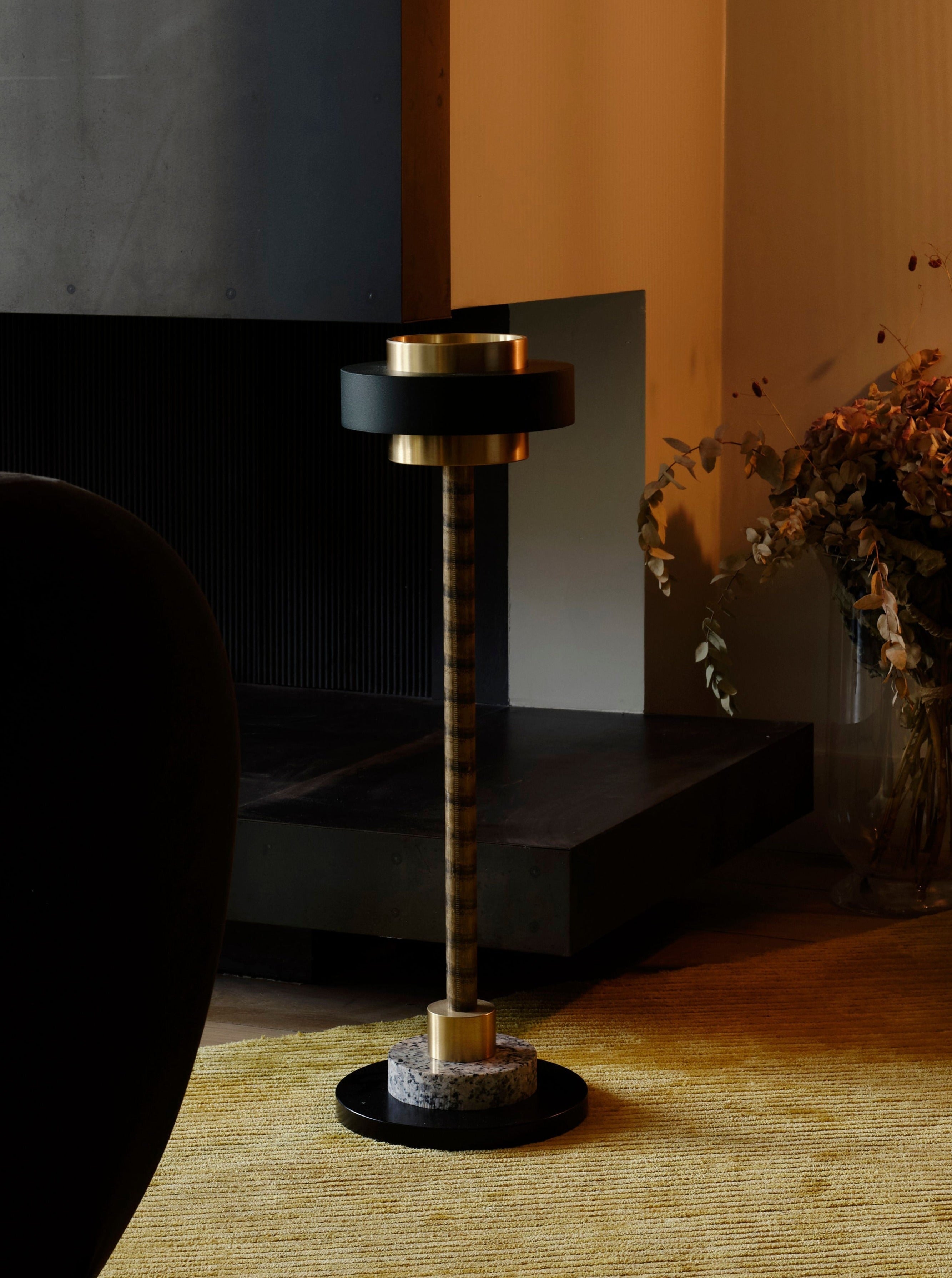 Vintage-inspired Madmen Ashtray with stylish and functional design in silver finish