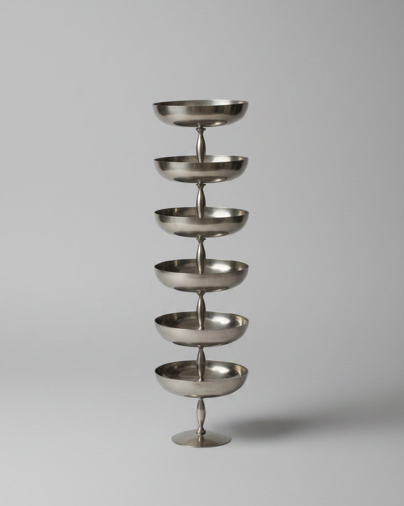 Stainless Steel Pedestal Coupes — detail view