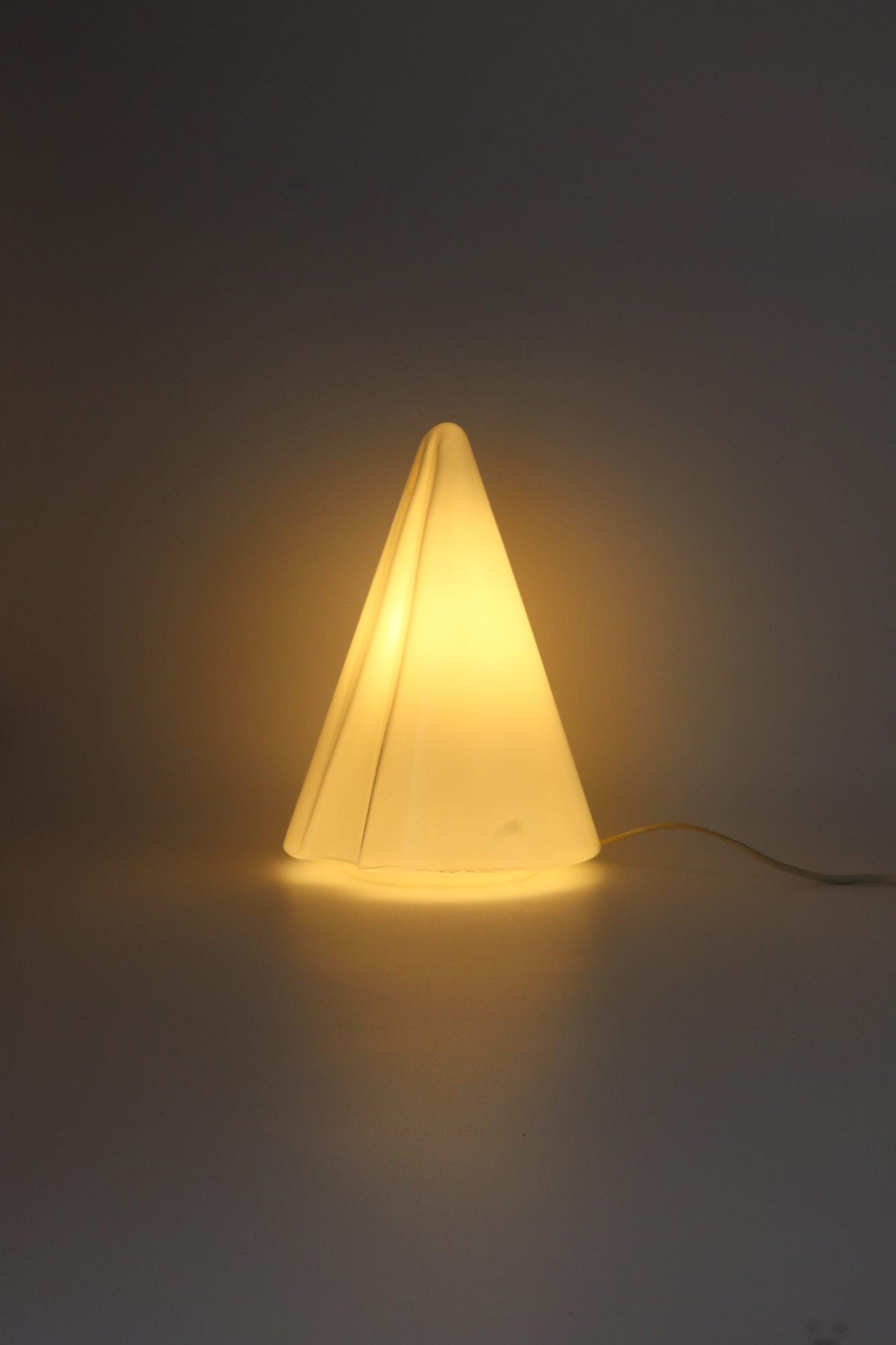 Vintage ‘Teepee’ Glass Table Lamp by SCE – France, 1980s — detail view