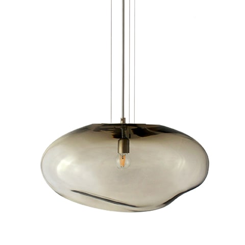 HAUMEA AMORPH pendant - size M (L: 32cm) — close-up of polished metal surface