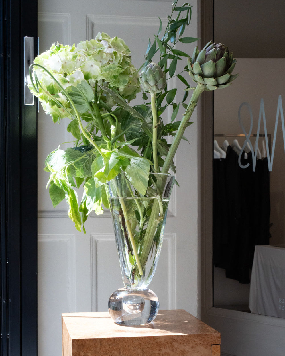 EDEN crystal vase with artichokes and white hydrangeas by Caia Leifsdotter