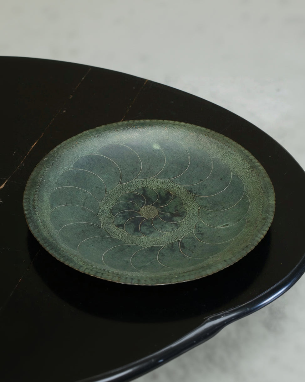 Hand Hammered Art Deco Centerpiece Bowl in Verdigris Patinated Copper 1930s by ORNAMENTUM | The Oblist